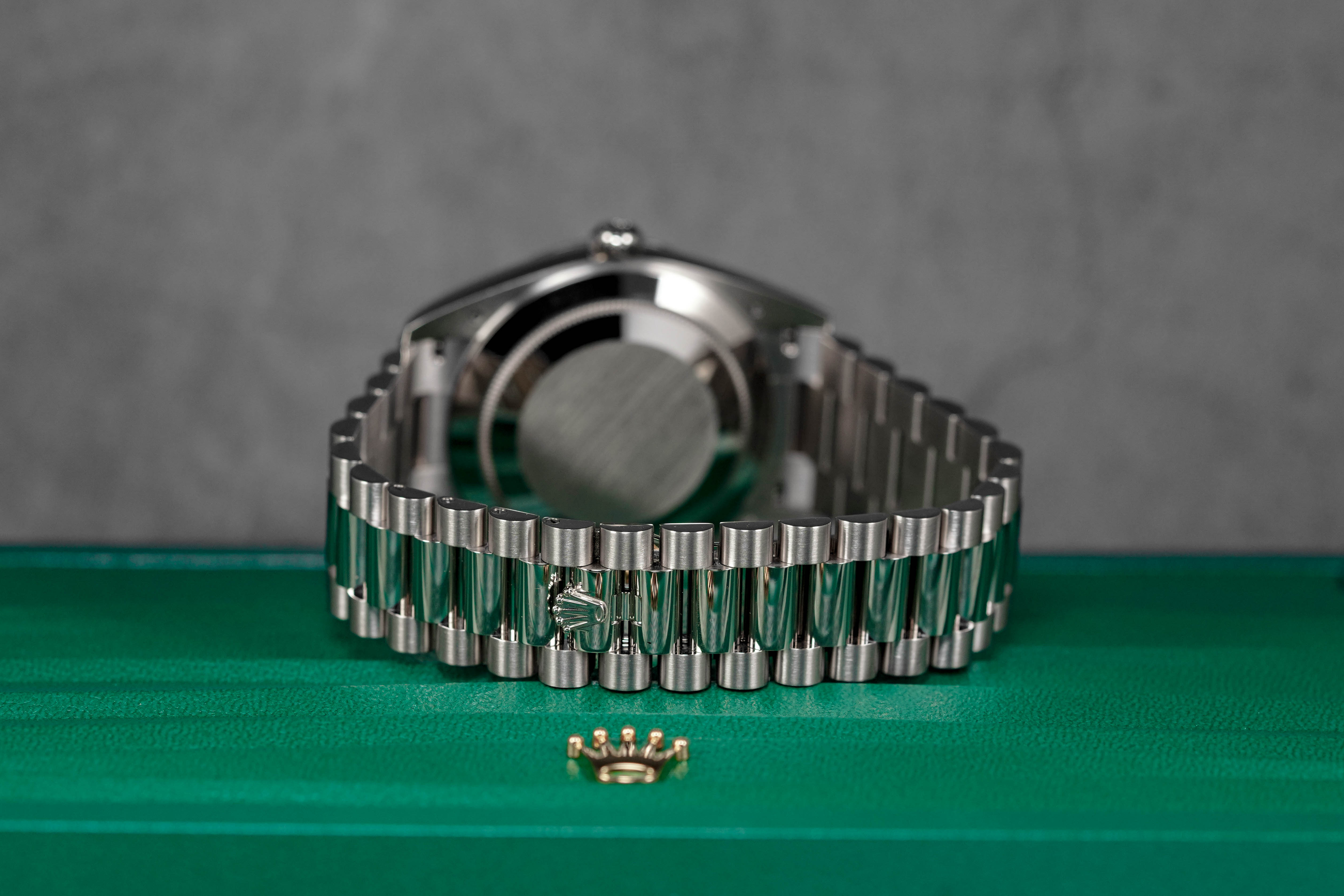 Harga Rolex Daydate 40 Whitegold Olive Green Indonesia