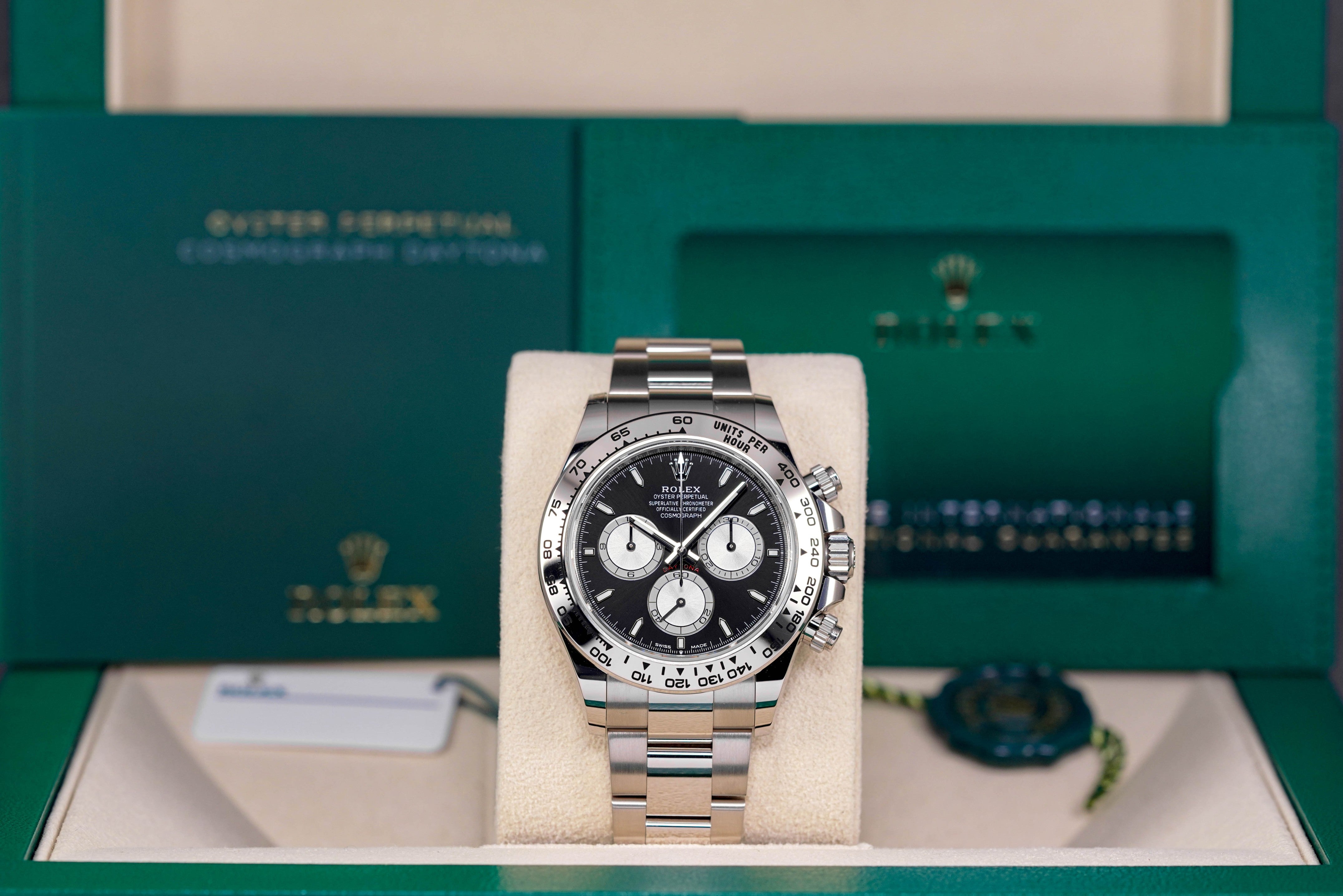 Harga Rolex Daytona Whitegold Black Indonesia