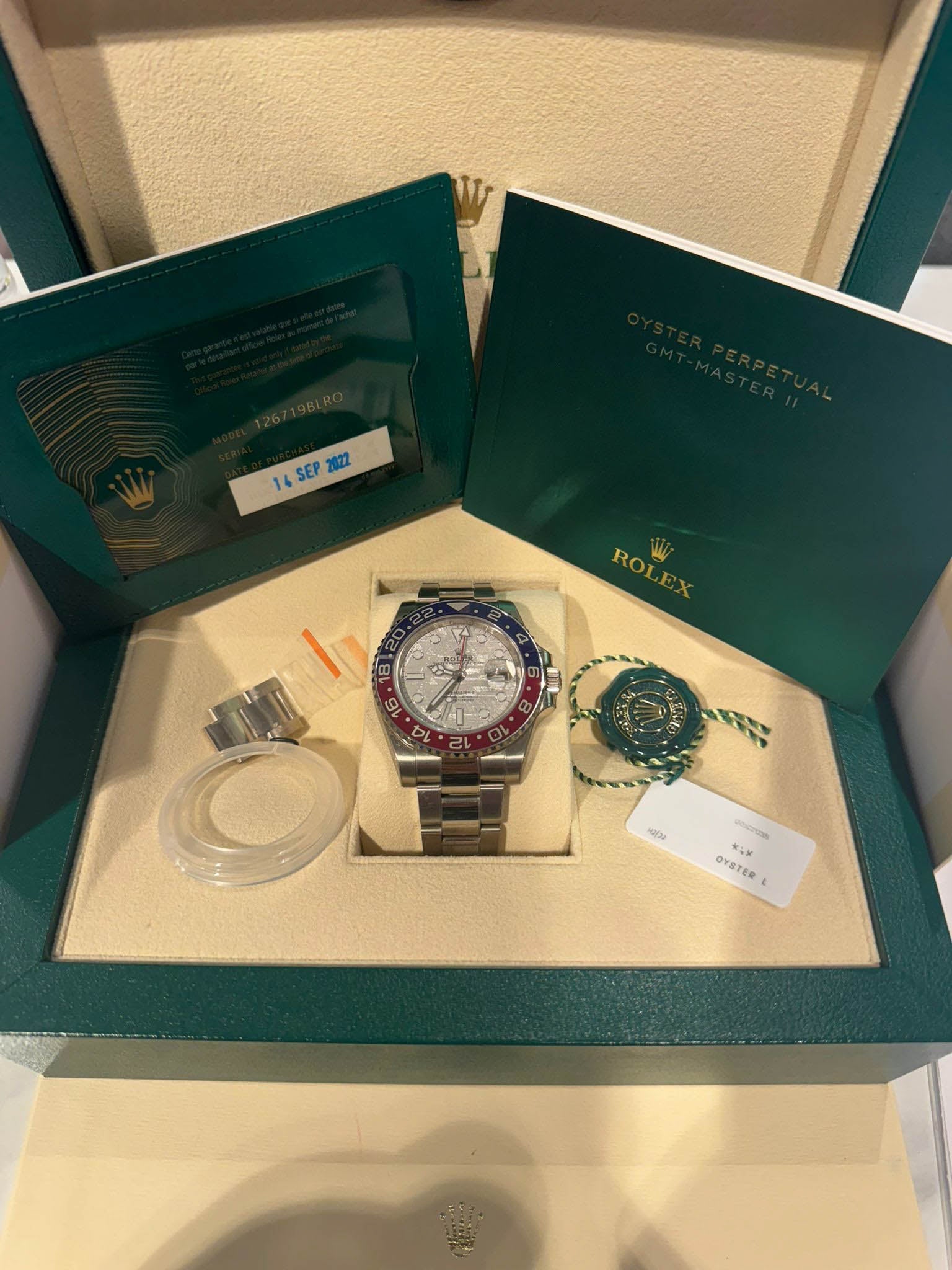 GMT MASTER-II 'PEPSI' WHITEGOLD METEORITE DIAL (2022)