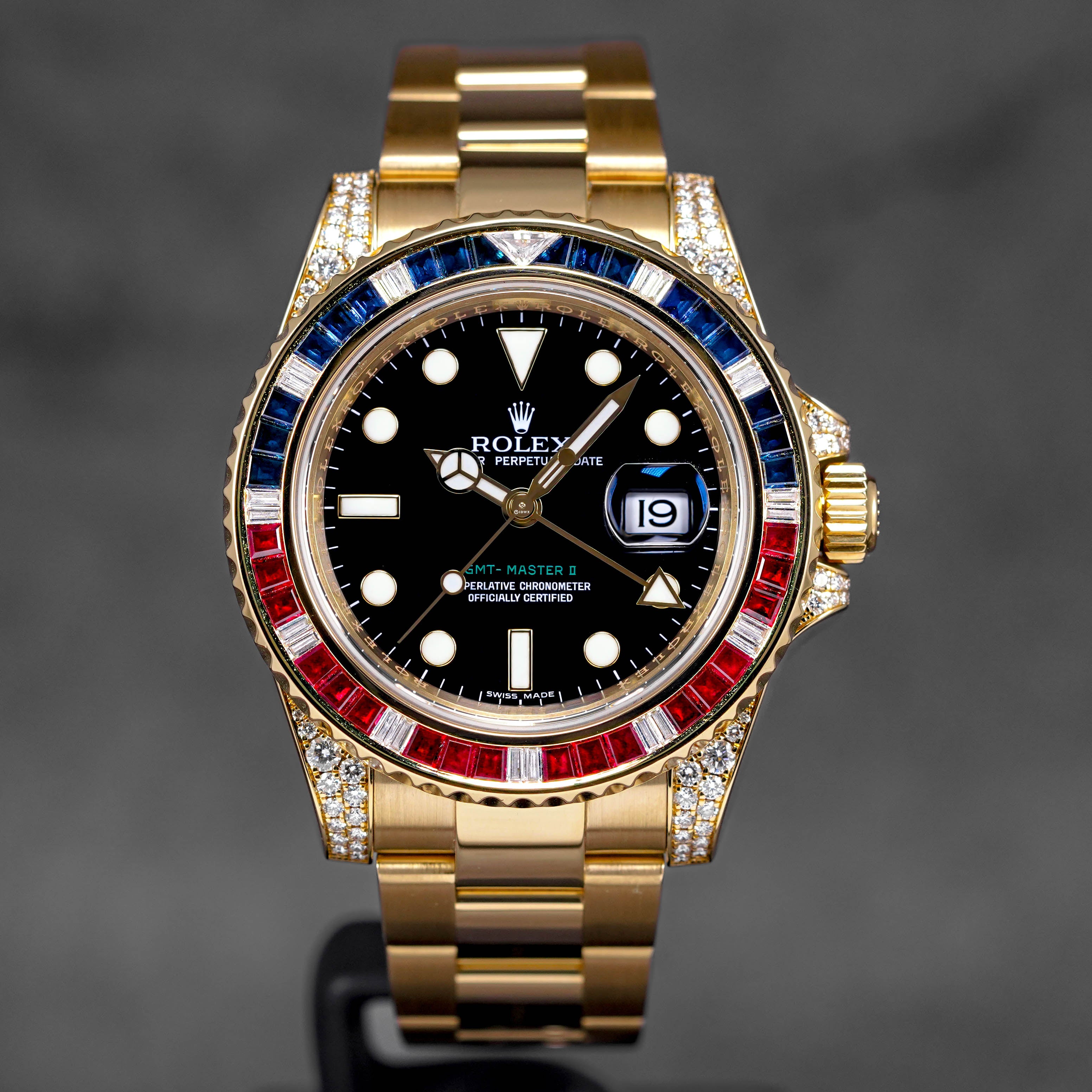 ROLEX GMT MASTER-II 'SARU' YELLOWGOLD BLACK DIAL (2008) IDWX