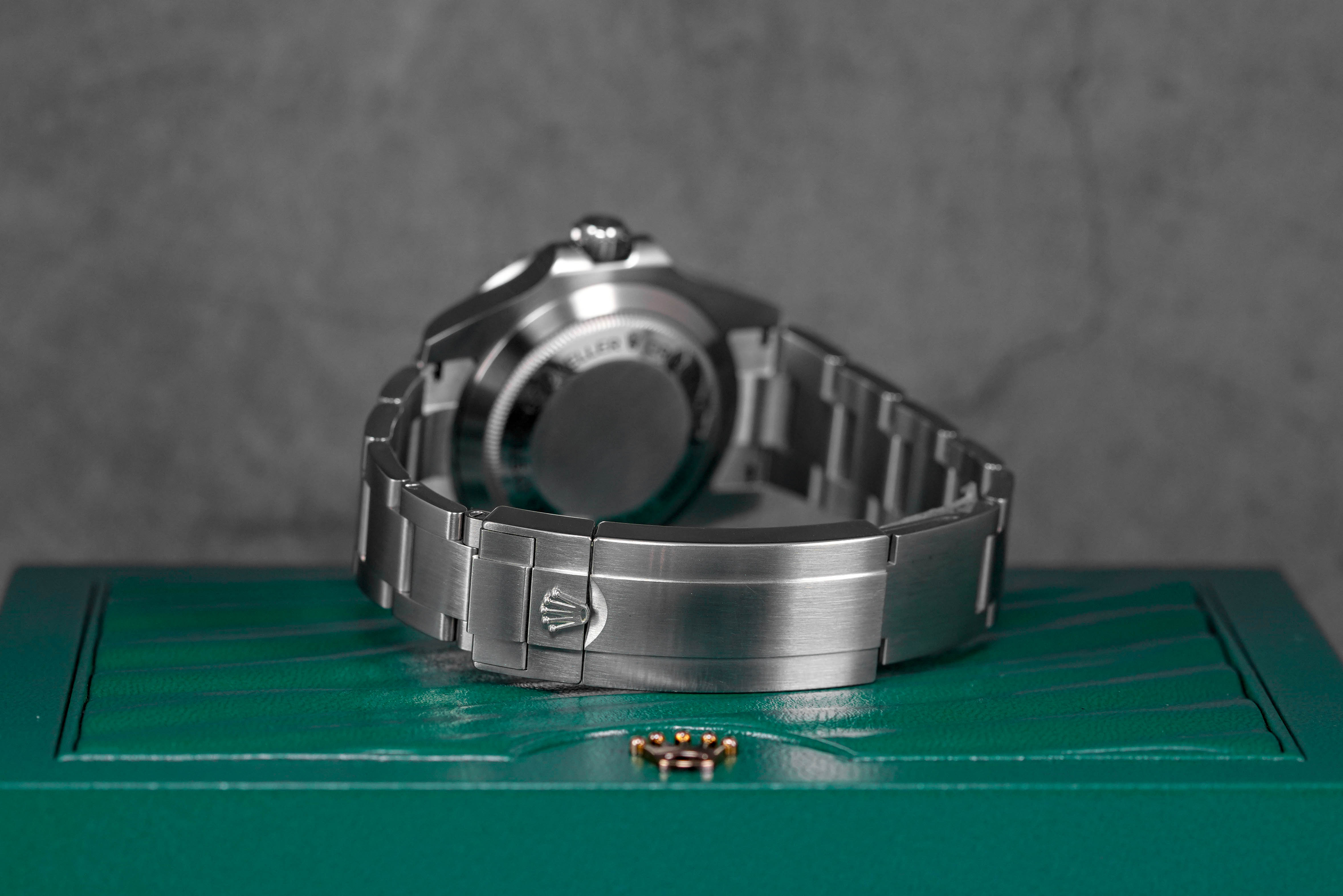 Harga Rolex Sea Dweller 4000 Black Indonesia