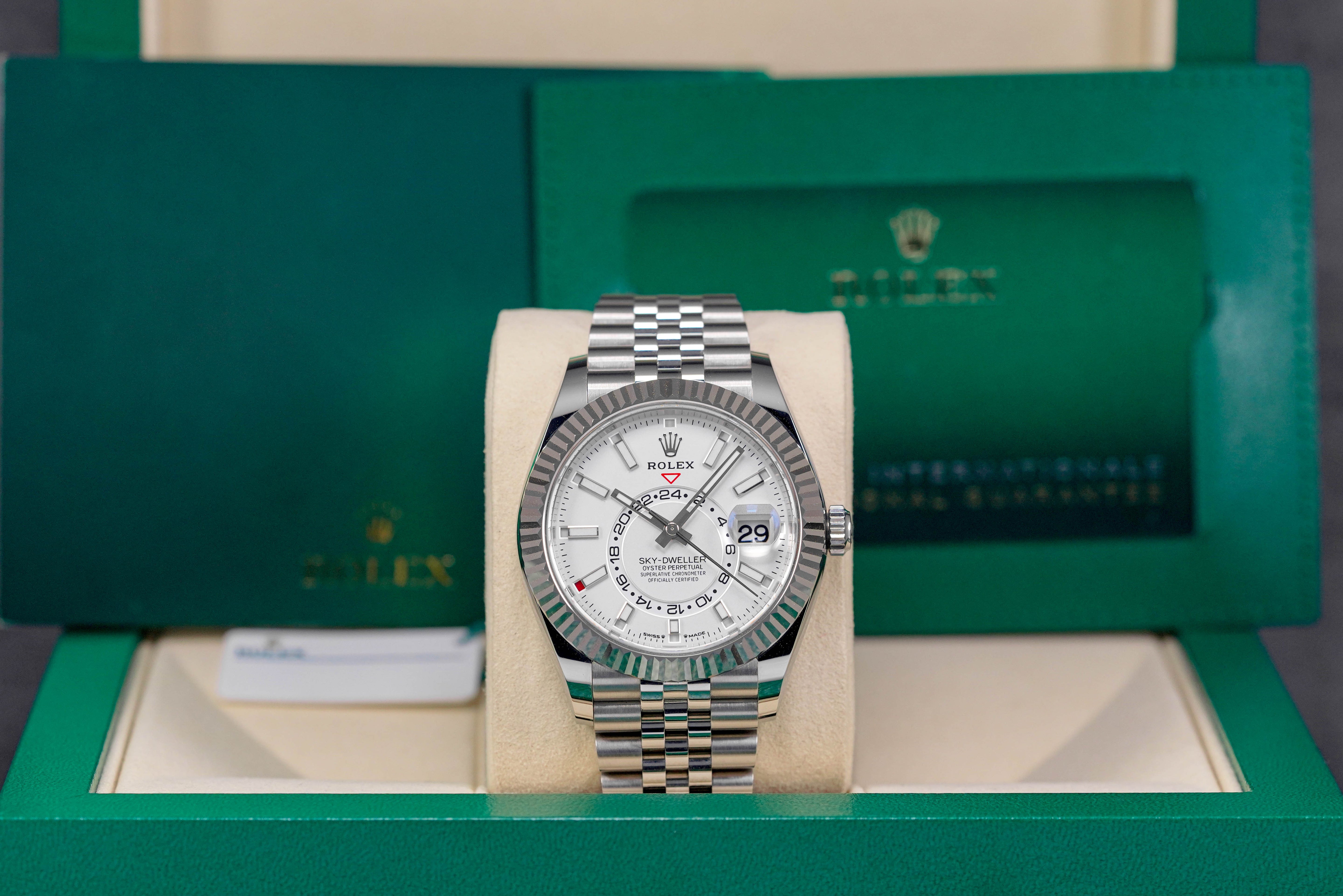 Harga Rolex Sky Dweller White Jubilee Indonesia
