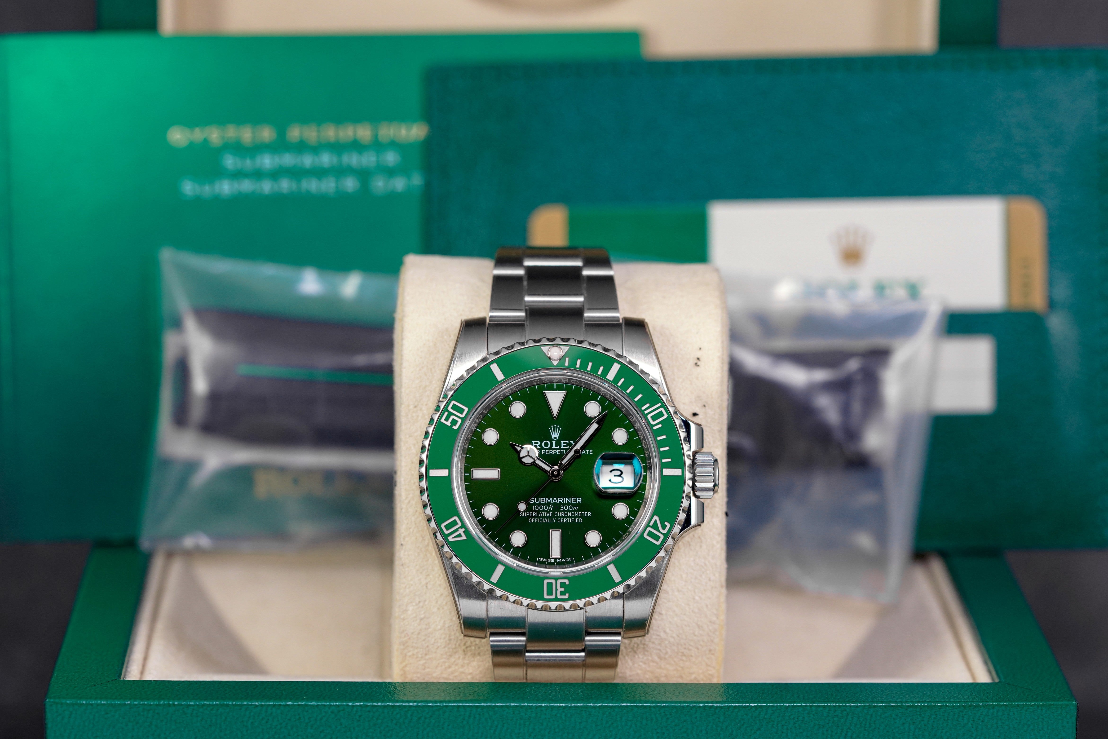 Harga Rolex Submariner Hulk Indonesia