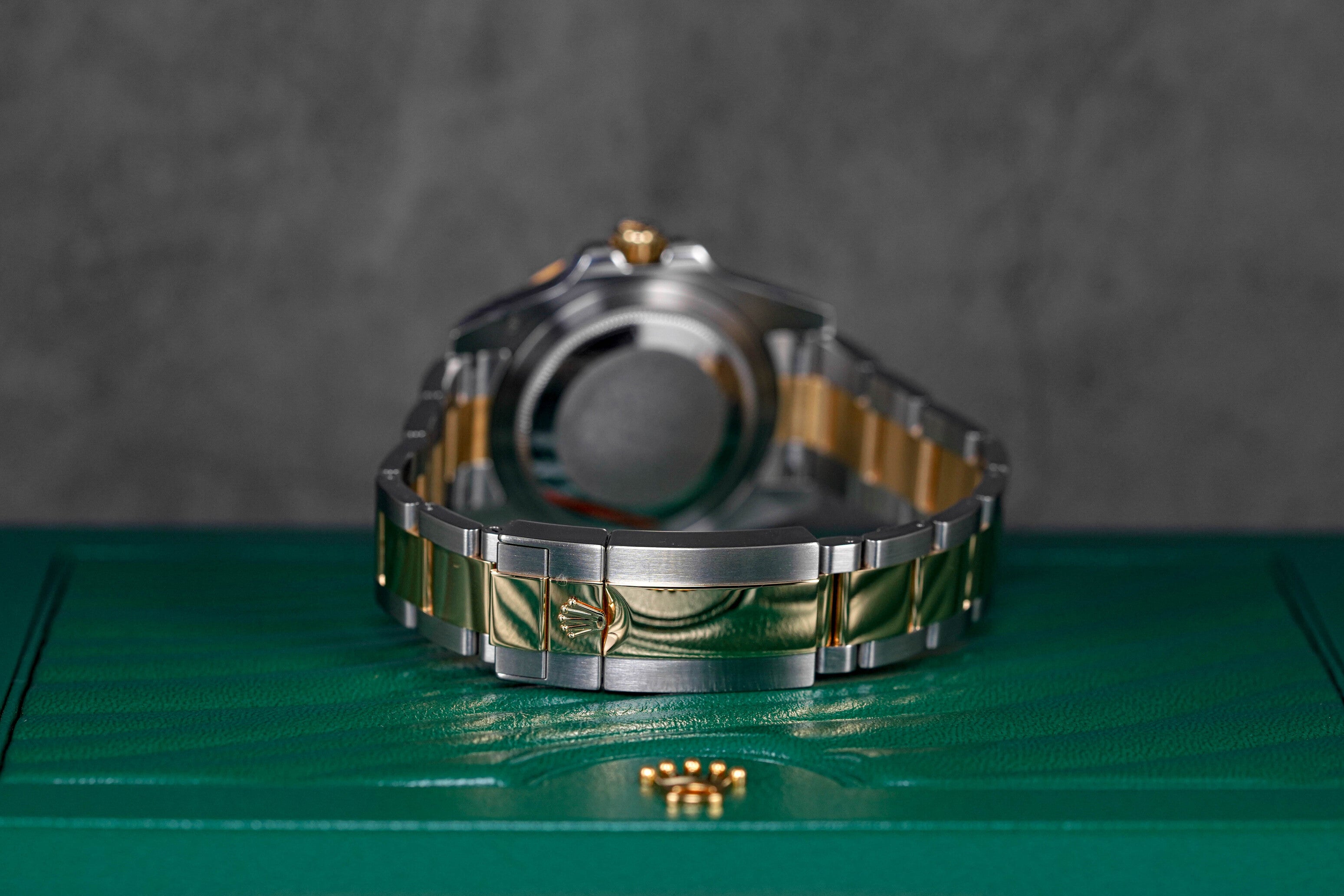 ROLEX GMT MASTER-II TWOTONE YELLOWGOLD BLACK DIAL (2018) IDWX