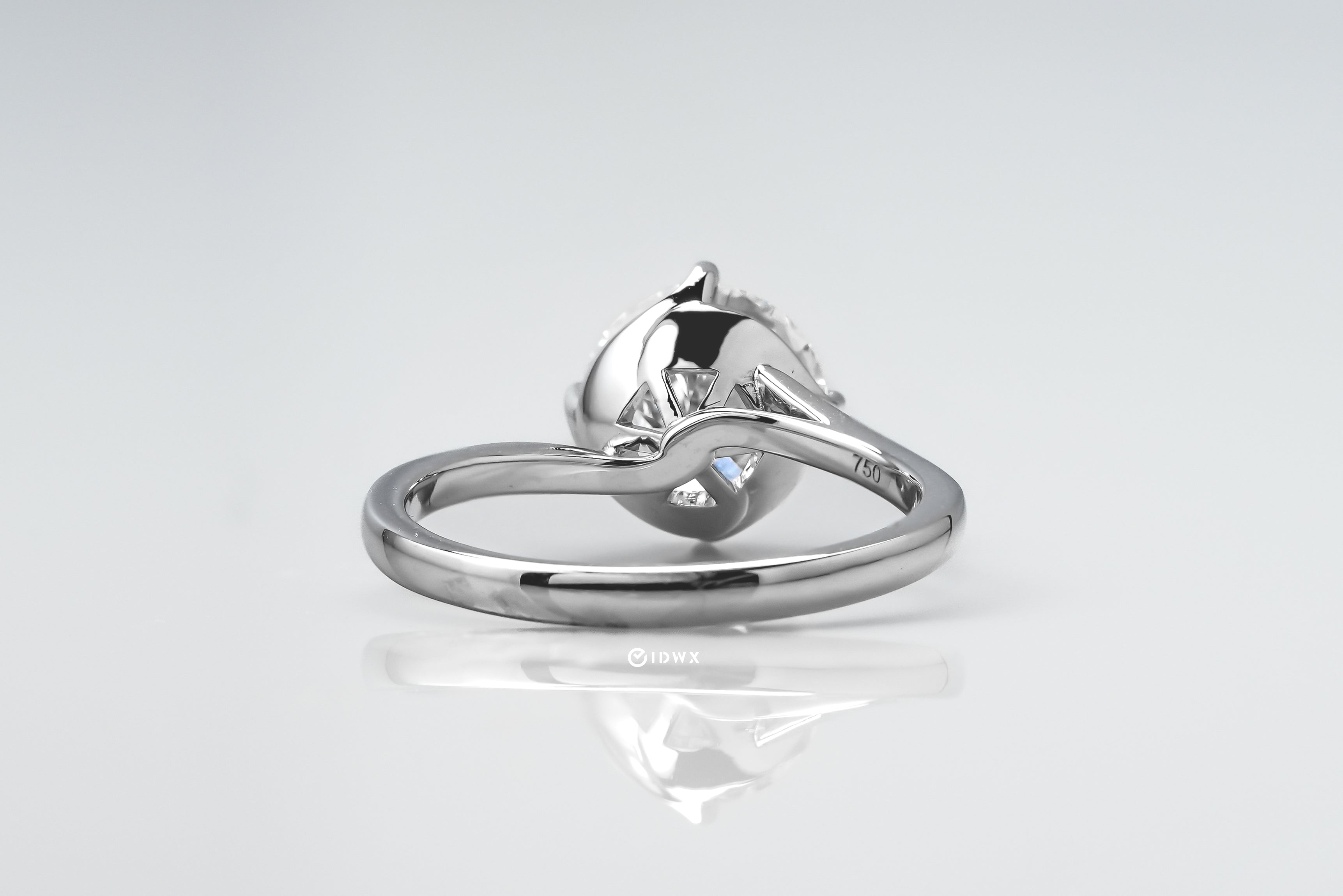 Round Split Shank Ring