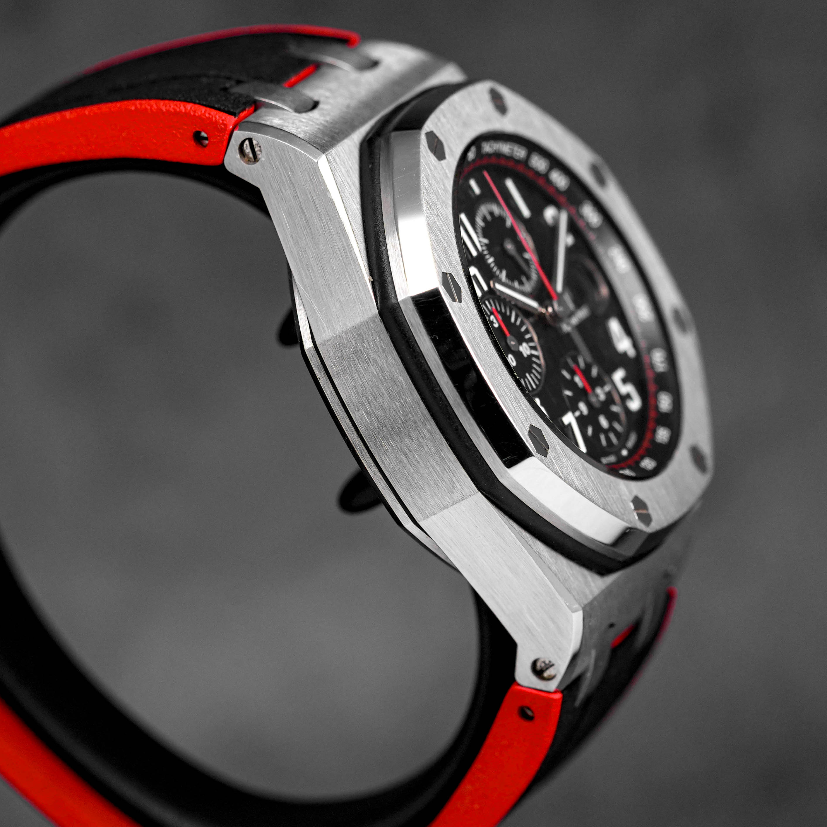 Royal Oak Black Red