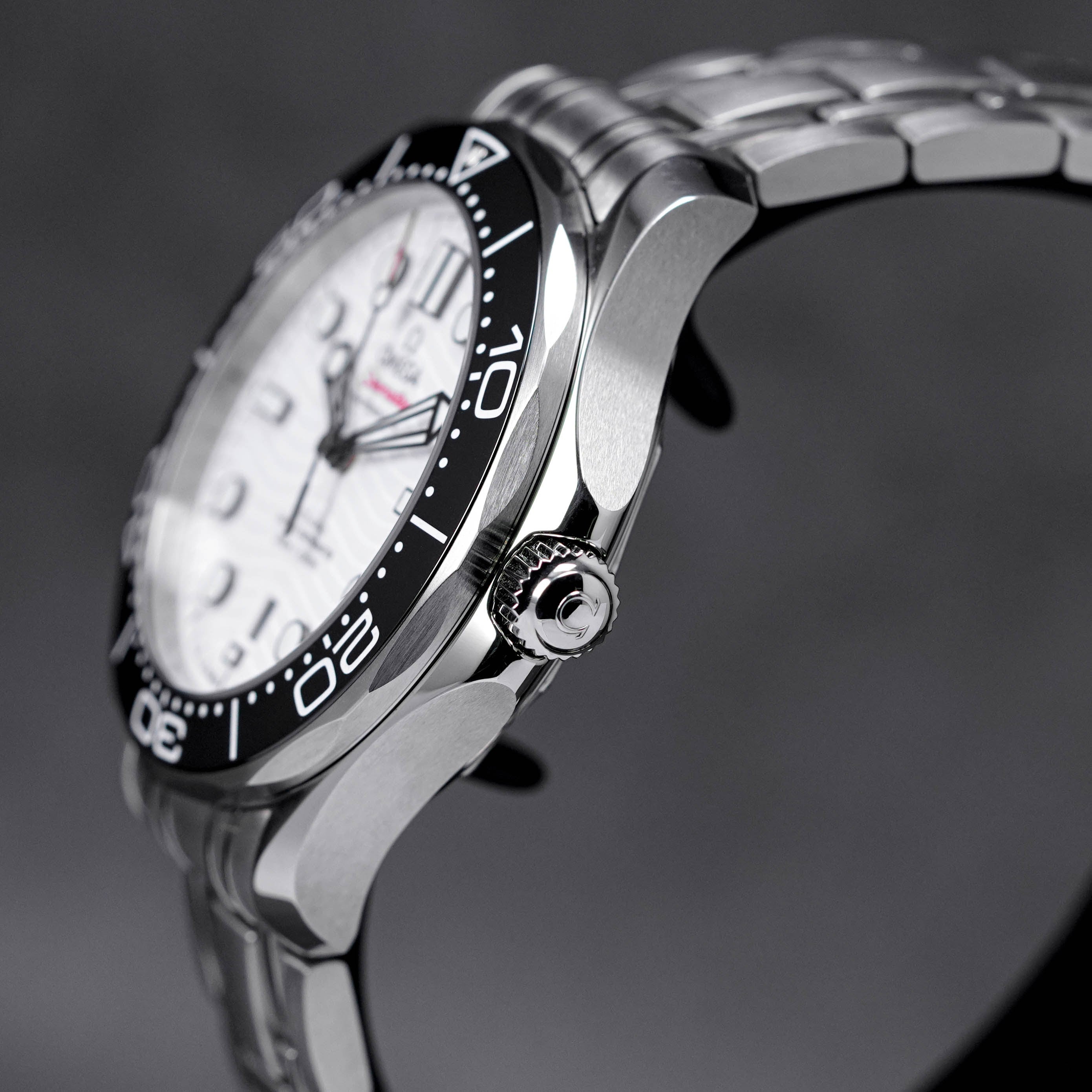 Seamaster Diver White