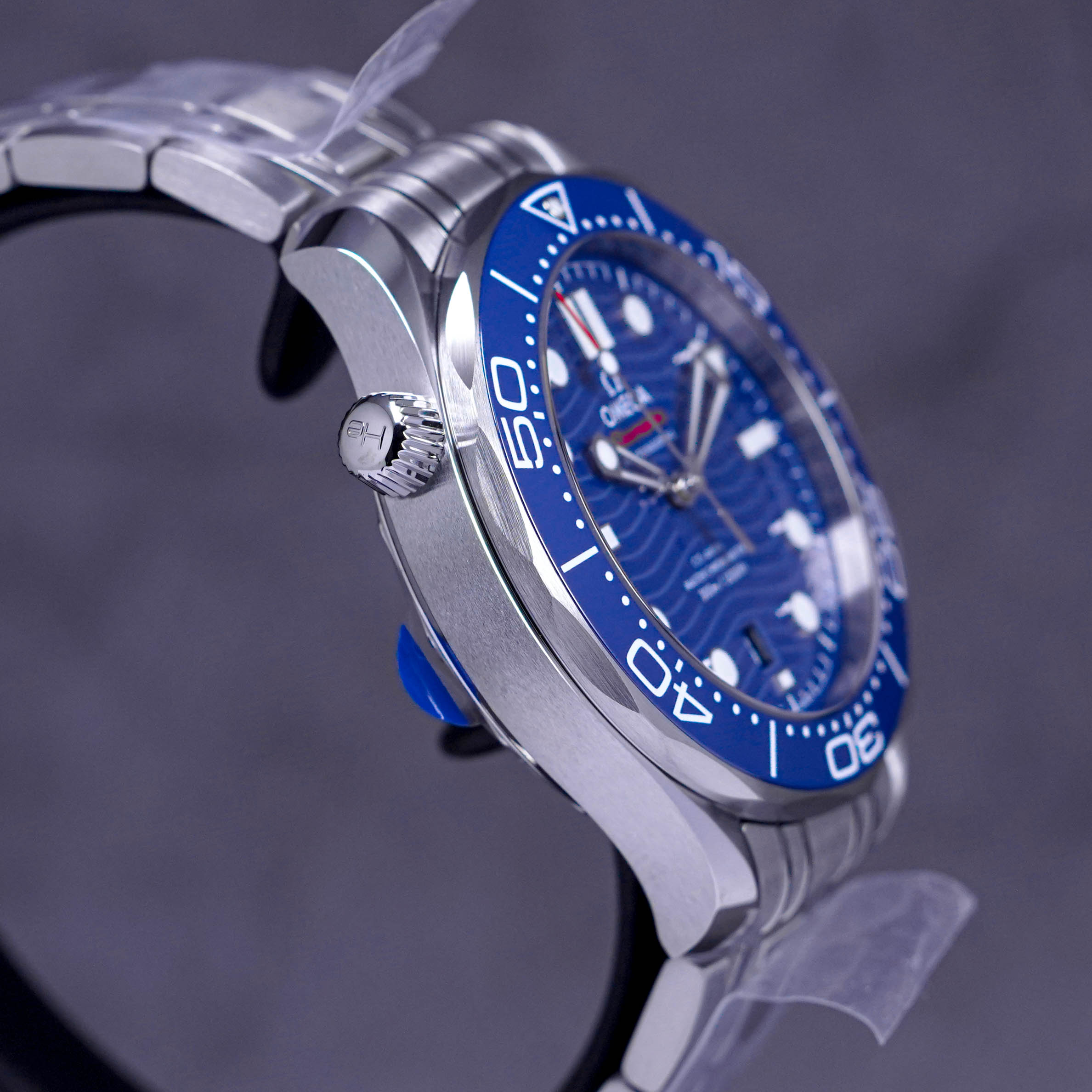 SEAMASTER DIVER 300 BLUE DIAL (2023)