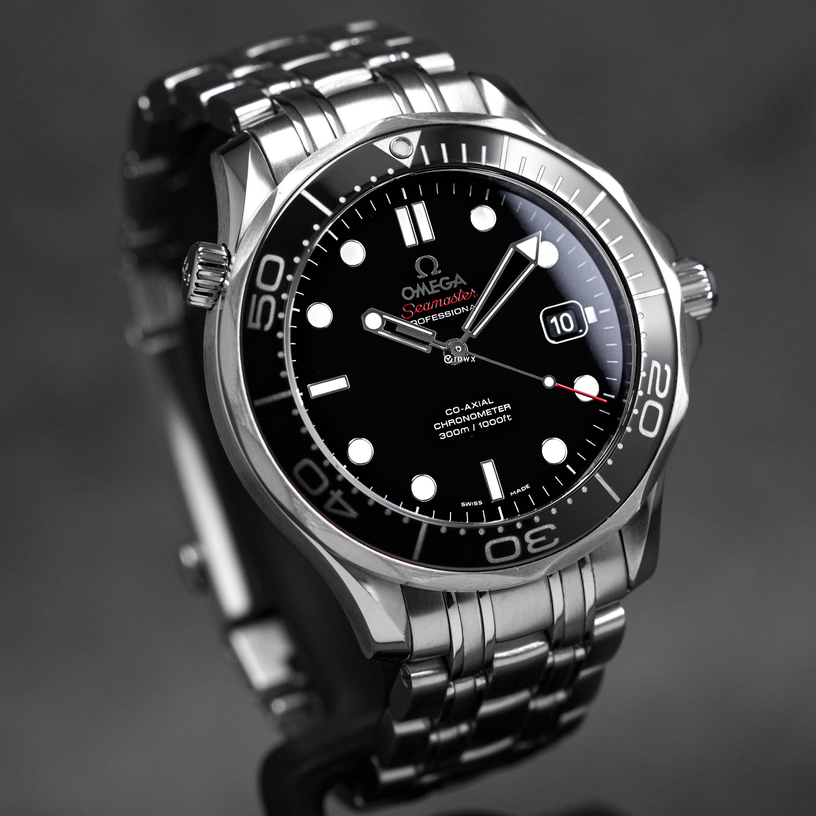 SEAMASTER DIVER 300 BLACK DIAL (2012)