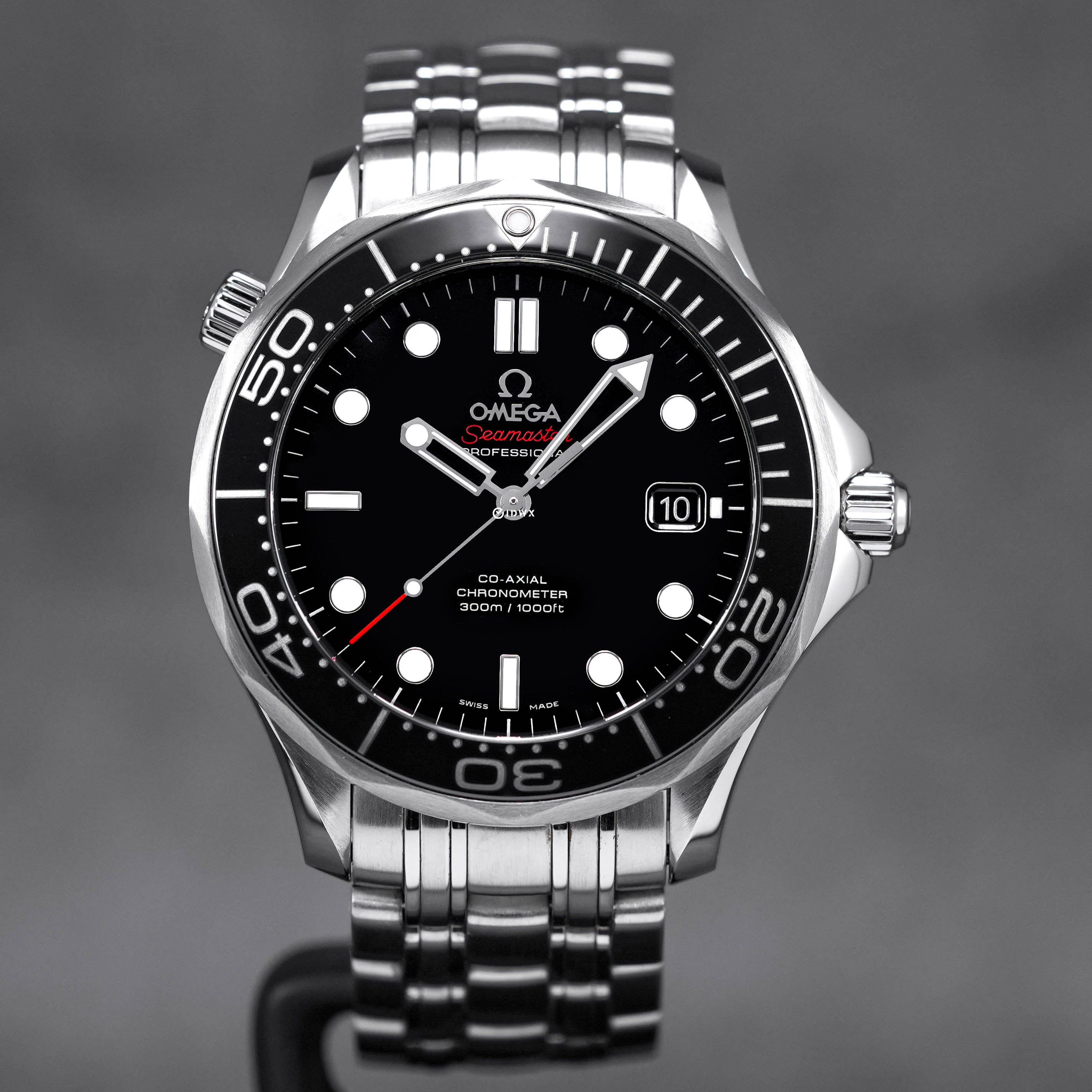 SEAMASTER DIVER 300 BLACK DIAL (2012)