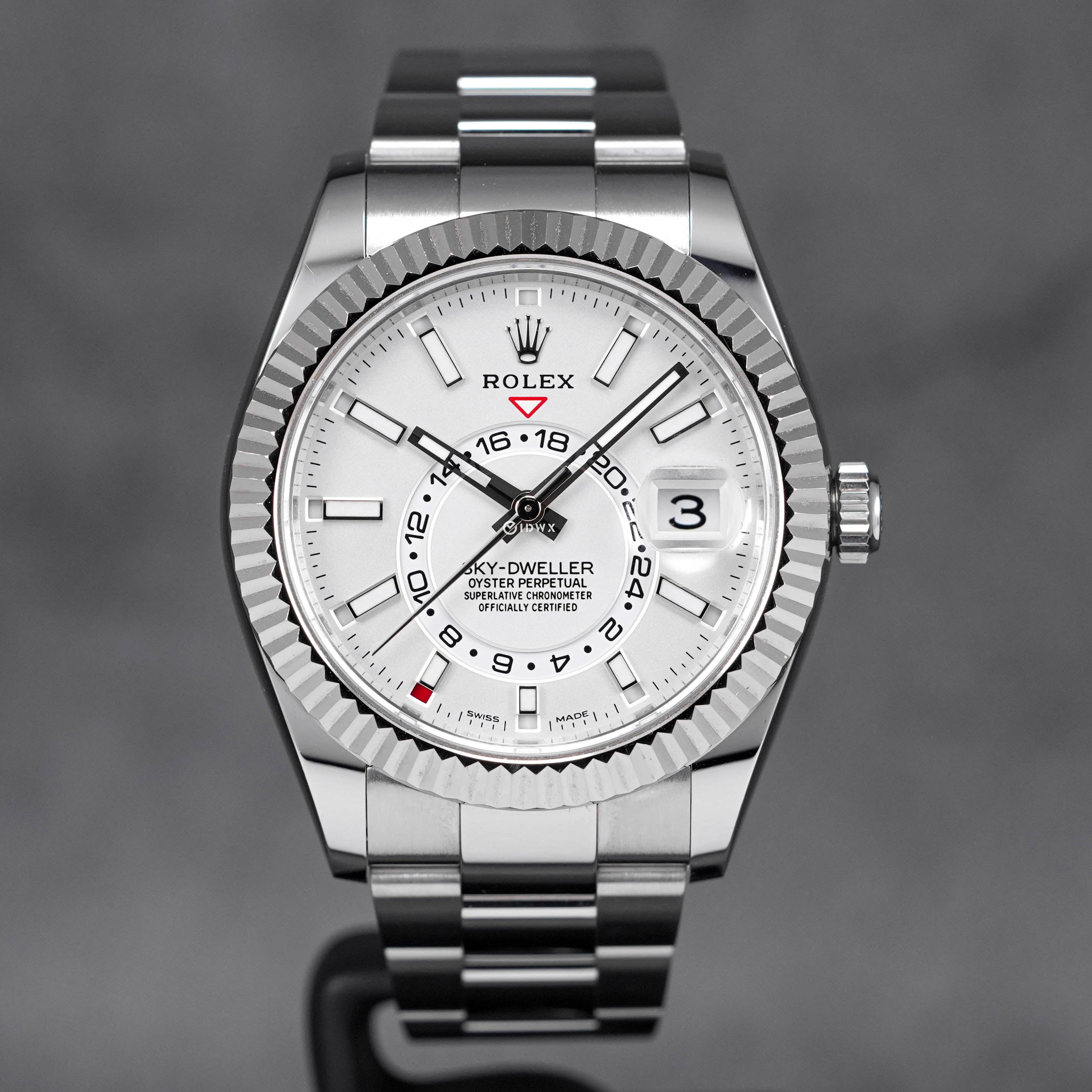 ROLEX SKY-DWELLER WHITE OYSTER (2022) - IDWX