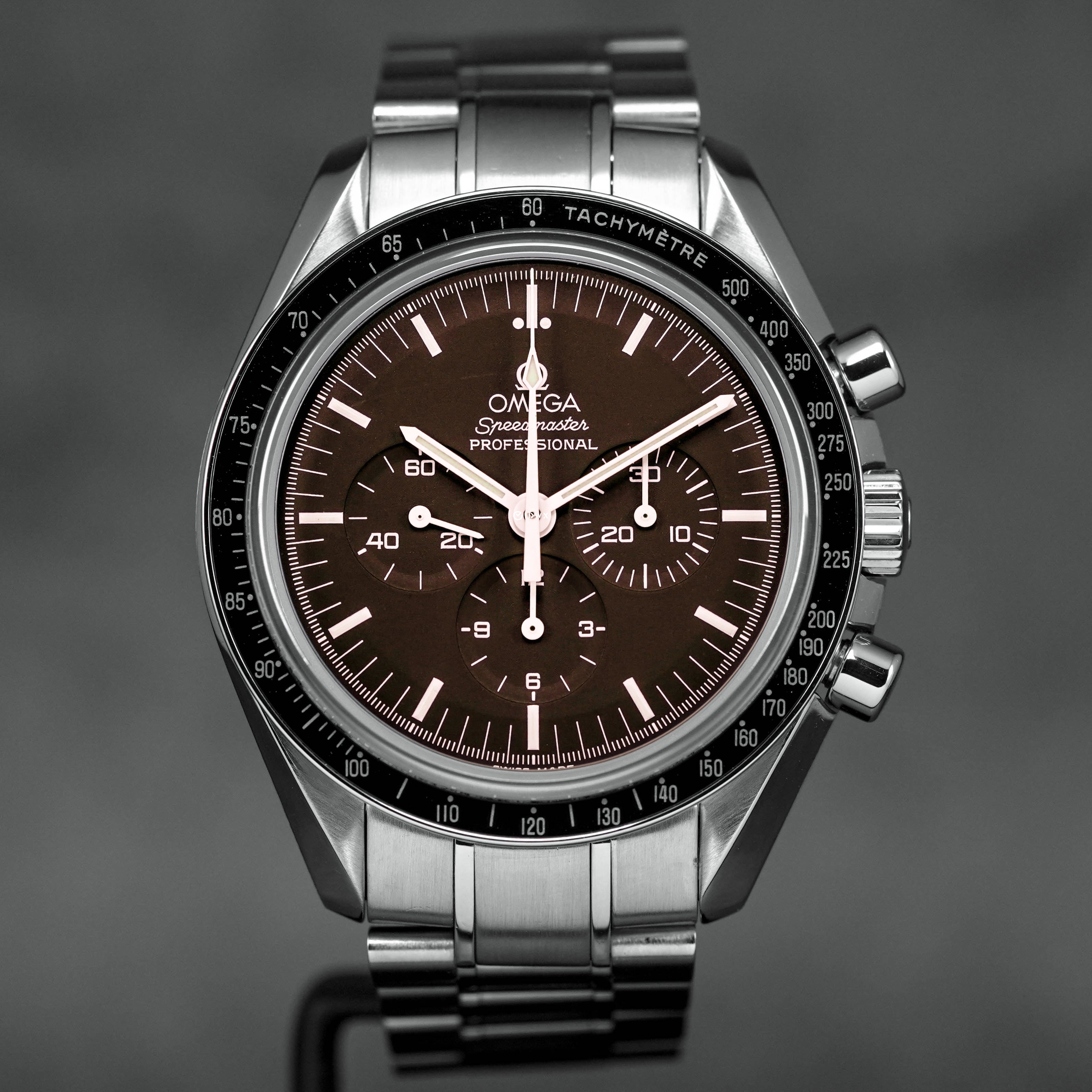 SPEEDMASTER MOONWATCH SAPPHIRE CHOCO DIAL (UNDATED)