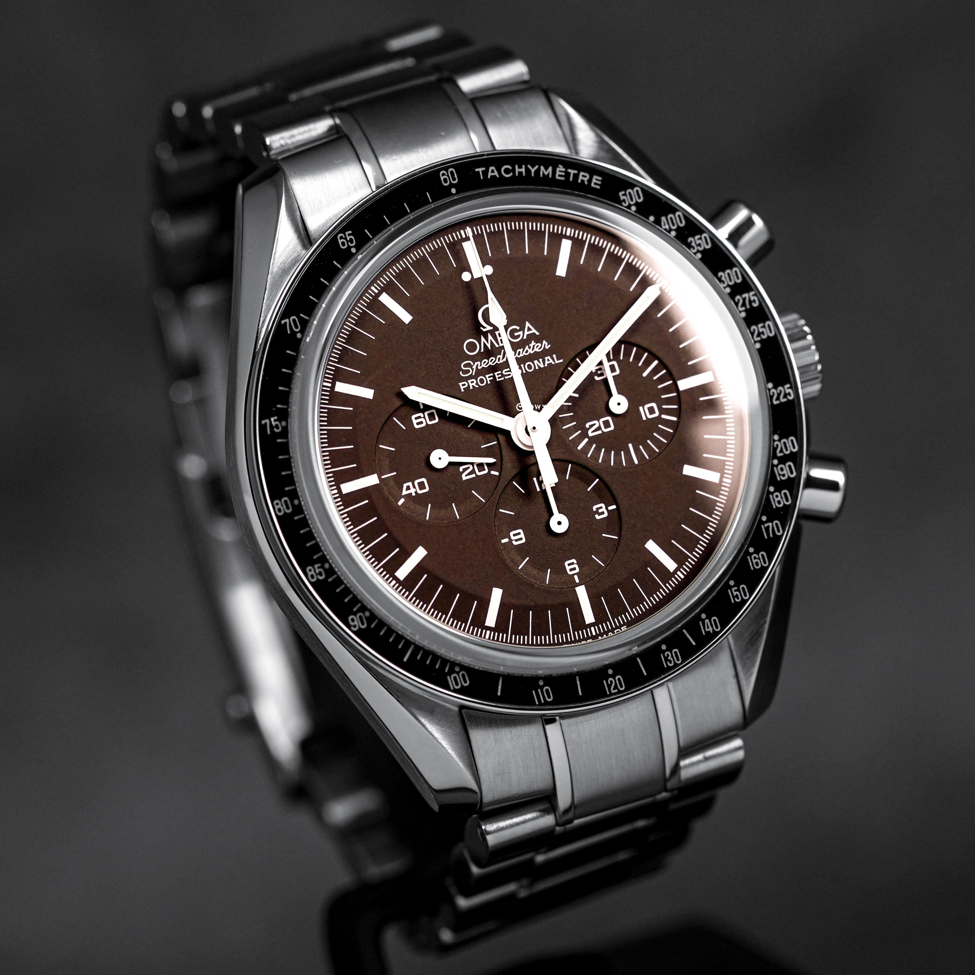 SPEEDMASTER MOONWATCH SAPPHIRE CHOCO DIAL (UNDATED)