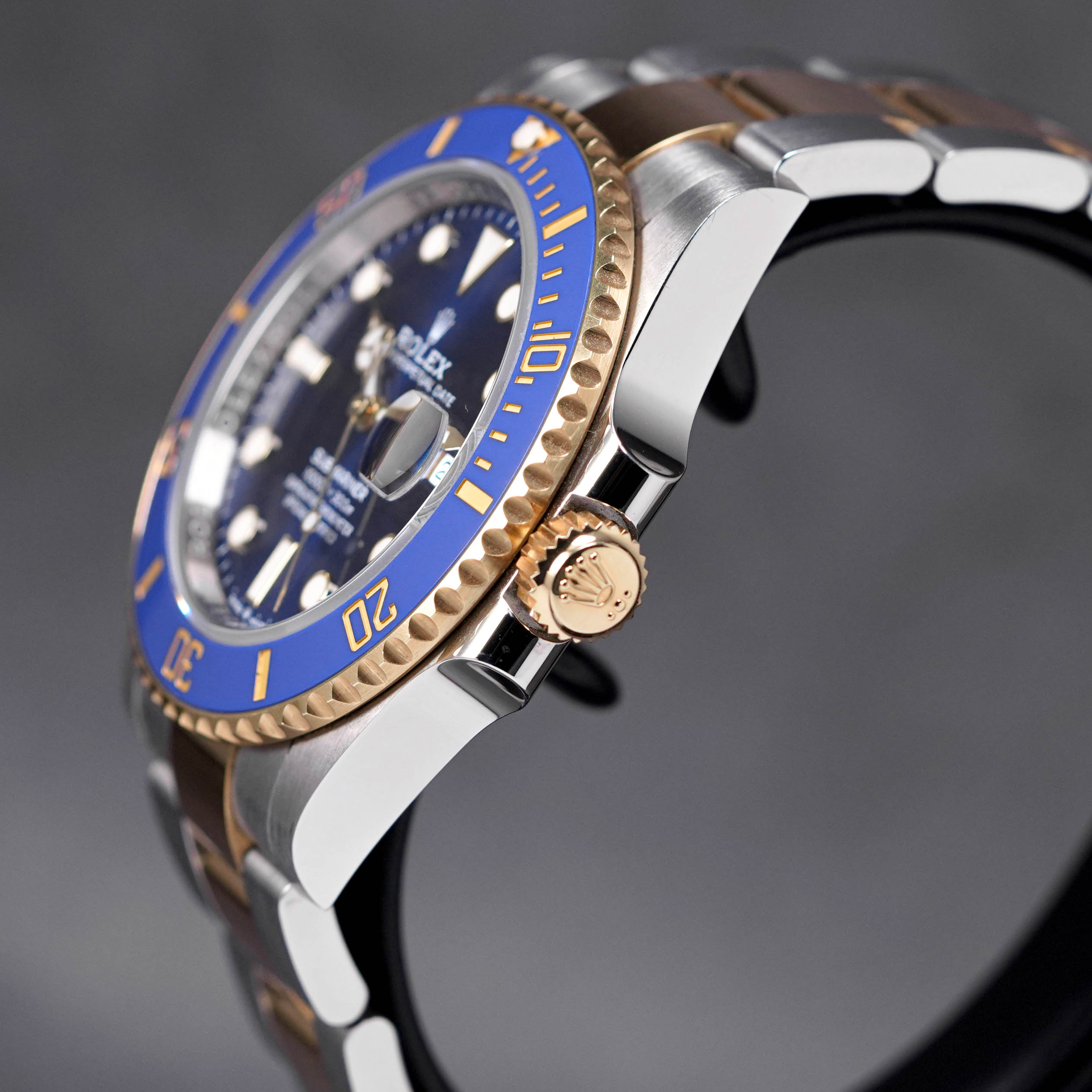 SUBMARINER DATE 41MM TWOTONE YELLOWGOLD BLUE DIAL (2022)