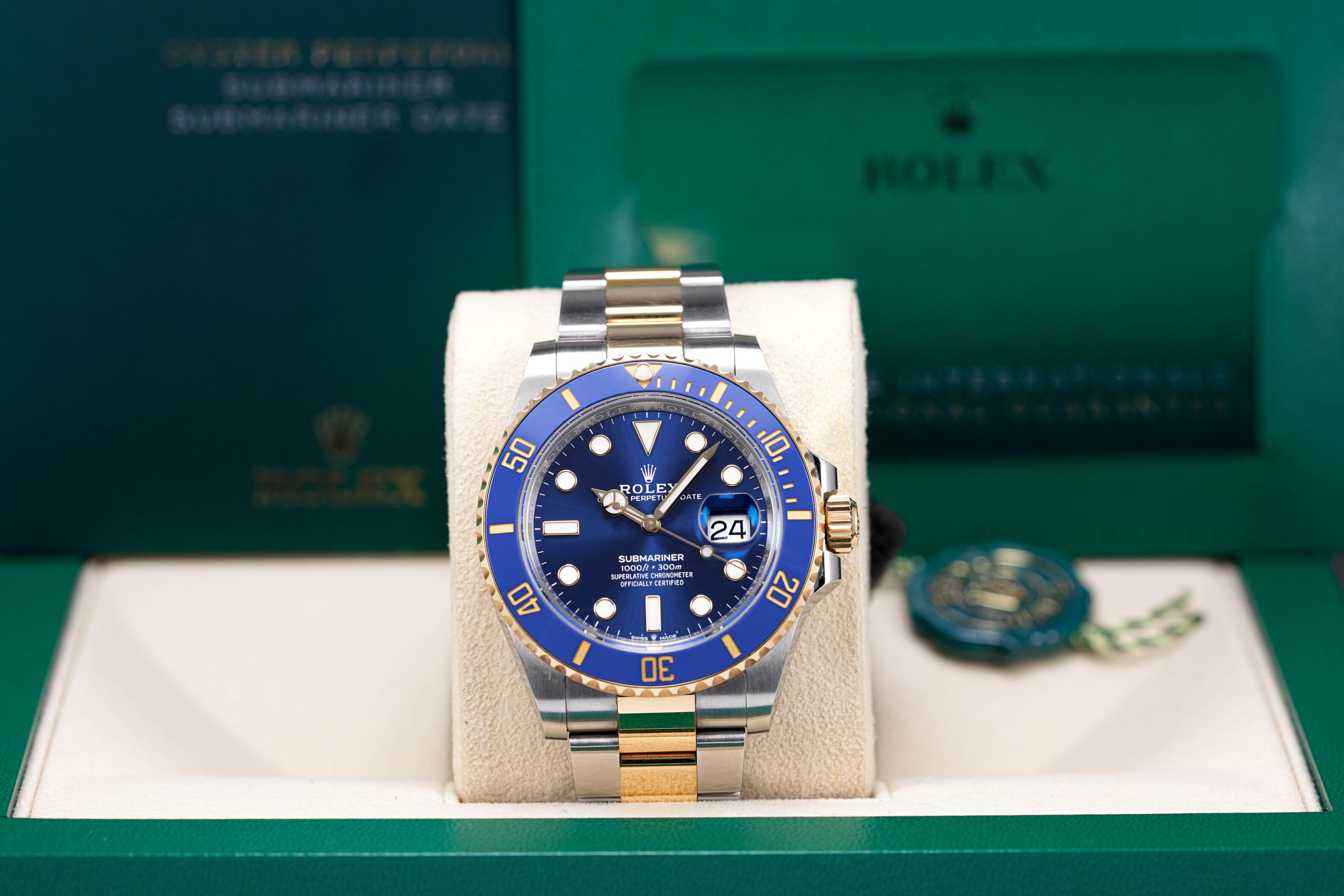 SUBMARINER DATE 41MM TWOTONE YELLOWGOLD BLUE DIAL (2022)