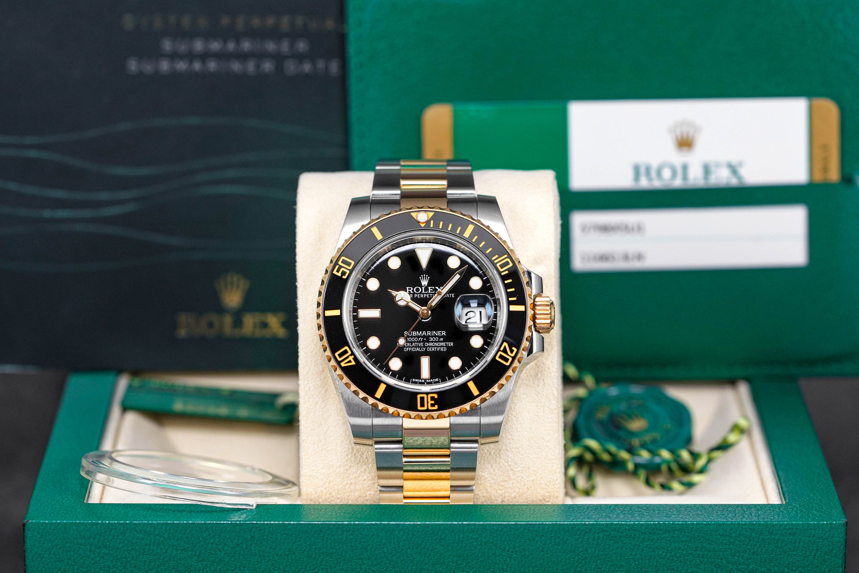 SUBMARINER DATE 40MM TWOTONE YELLOWGOLD BLACK DIAL (2016)