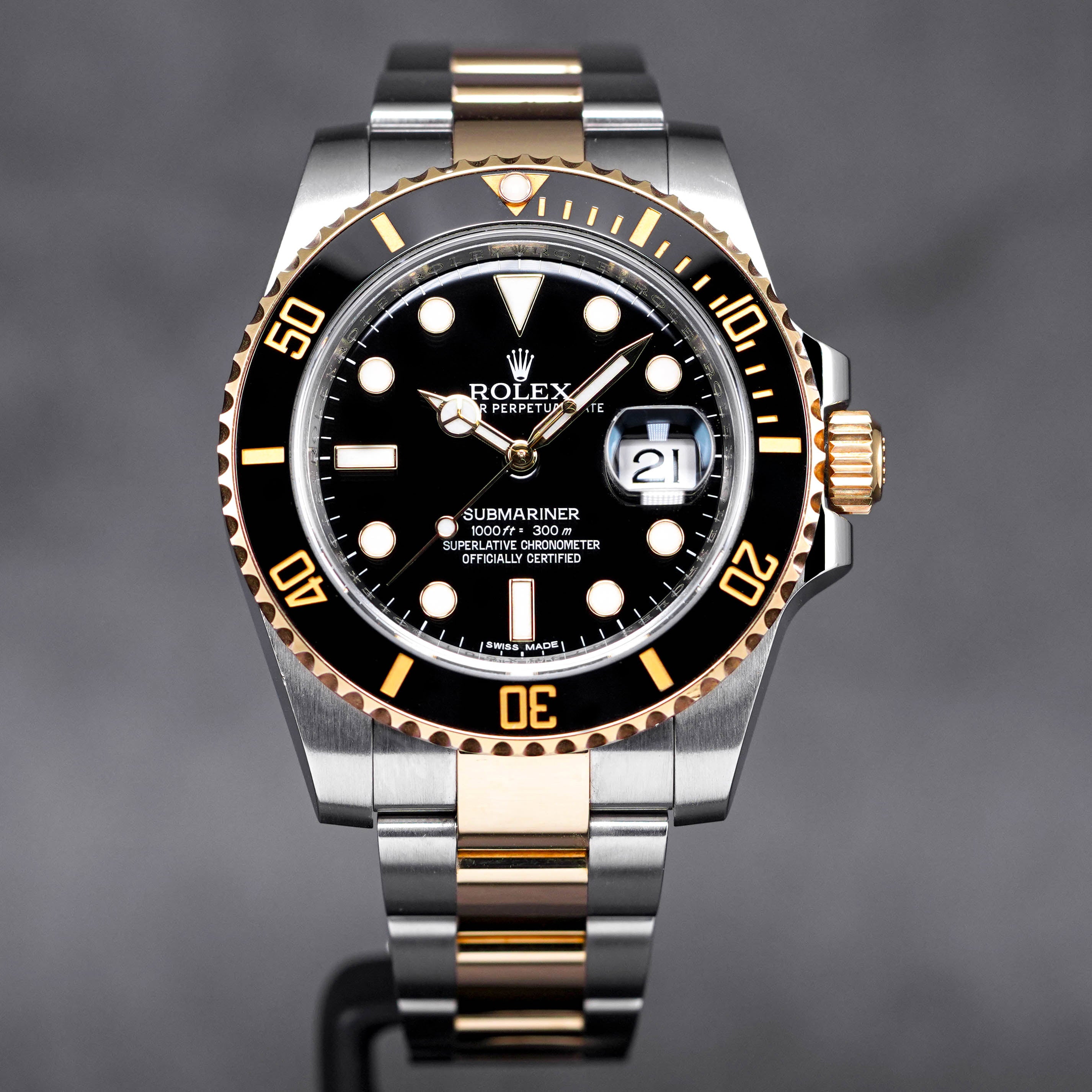 SUBMARINER DATE 40MM TWOTONE YELLOWGOLD BLACK DIAL (2016)