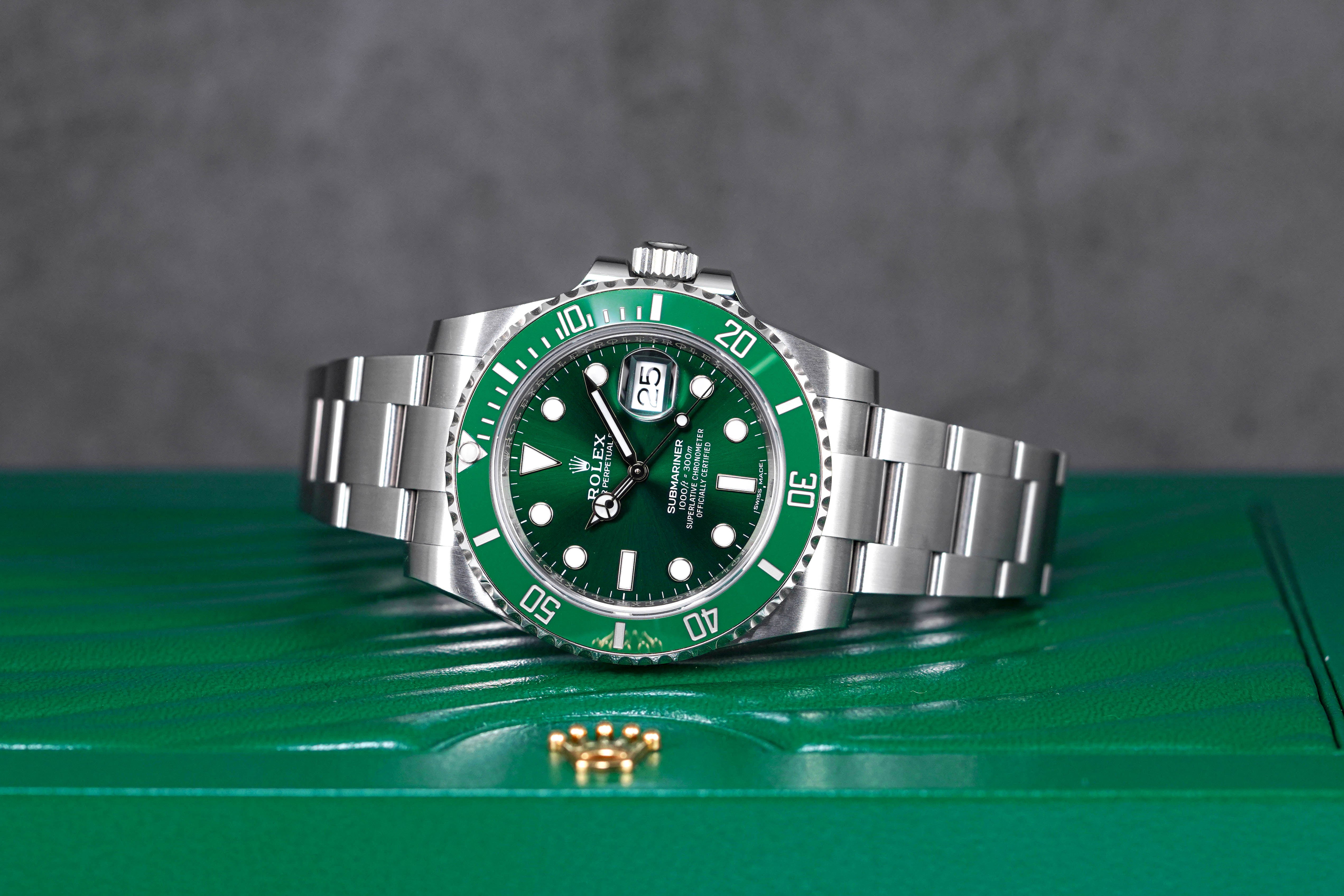 SUBMARINER DATE 40MM 'HULK' (2019)