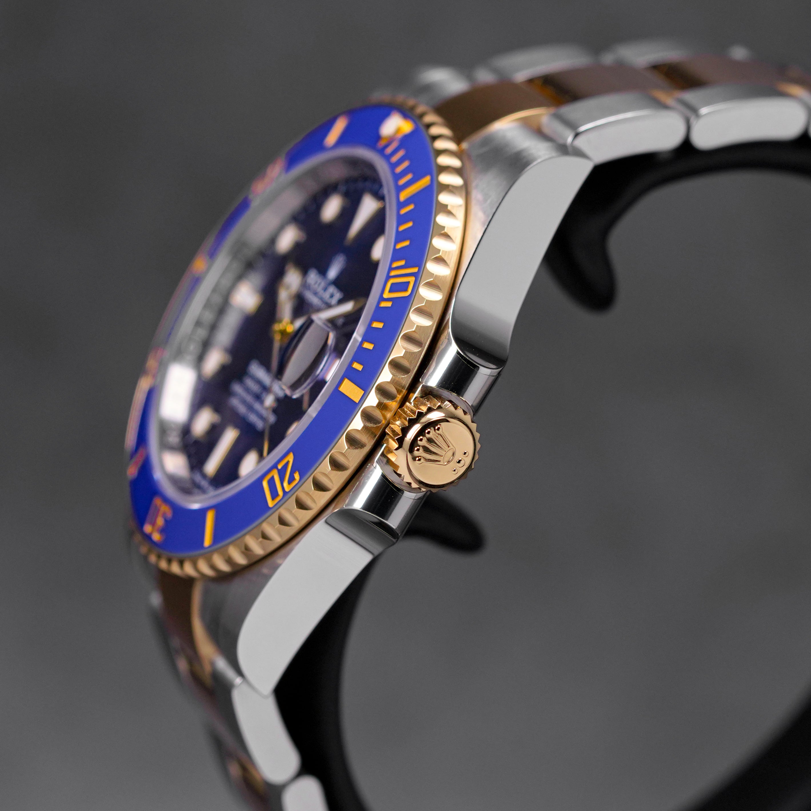 SUBMARINER DATE 41MM TWOTONE YELLOWGOLD BLUE DIAL (2023)