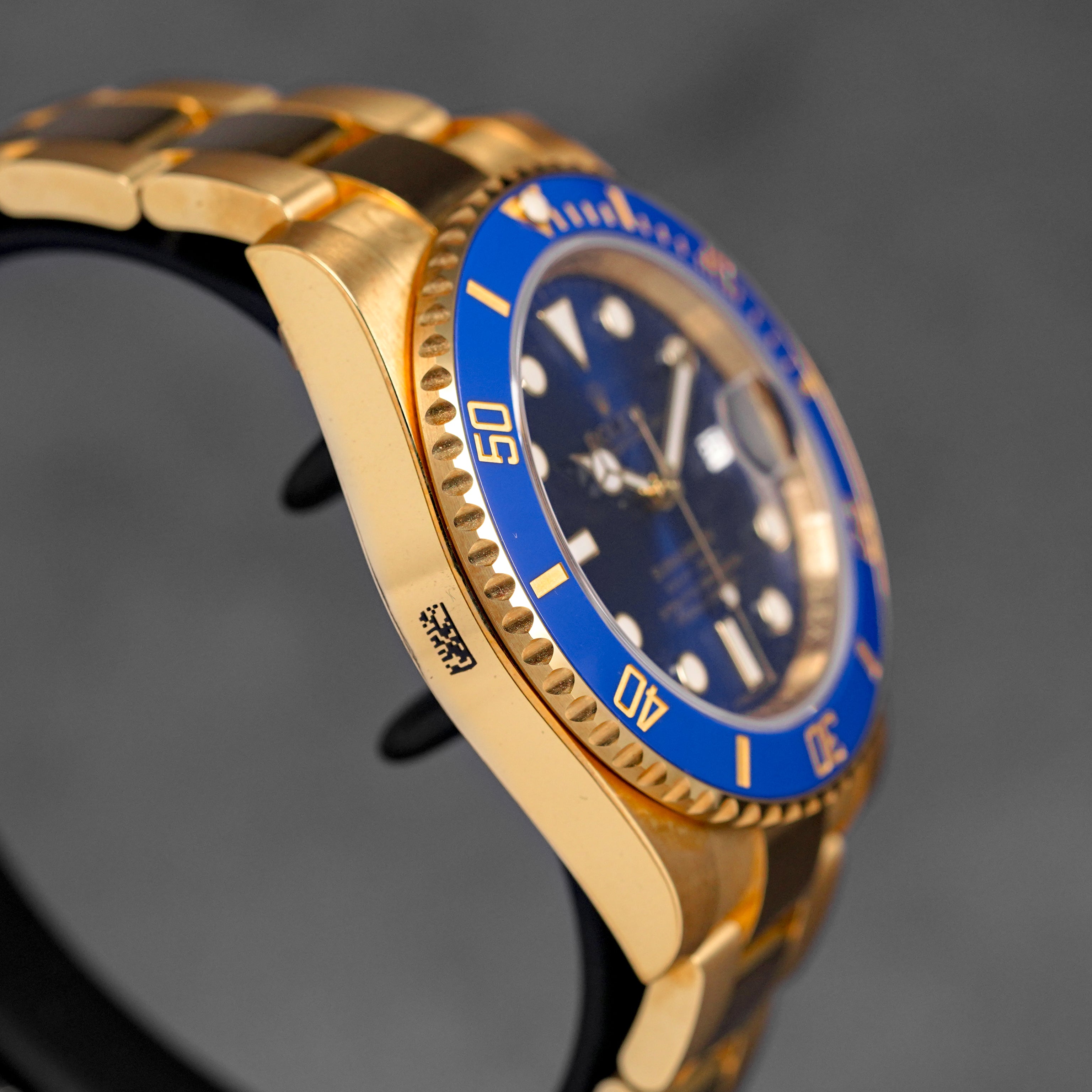 SUBMARINER DATE 40MM YELLOWGOLD BLUE DIAL (2017)