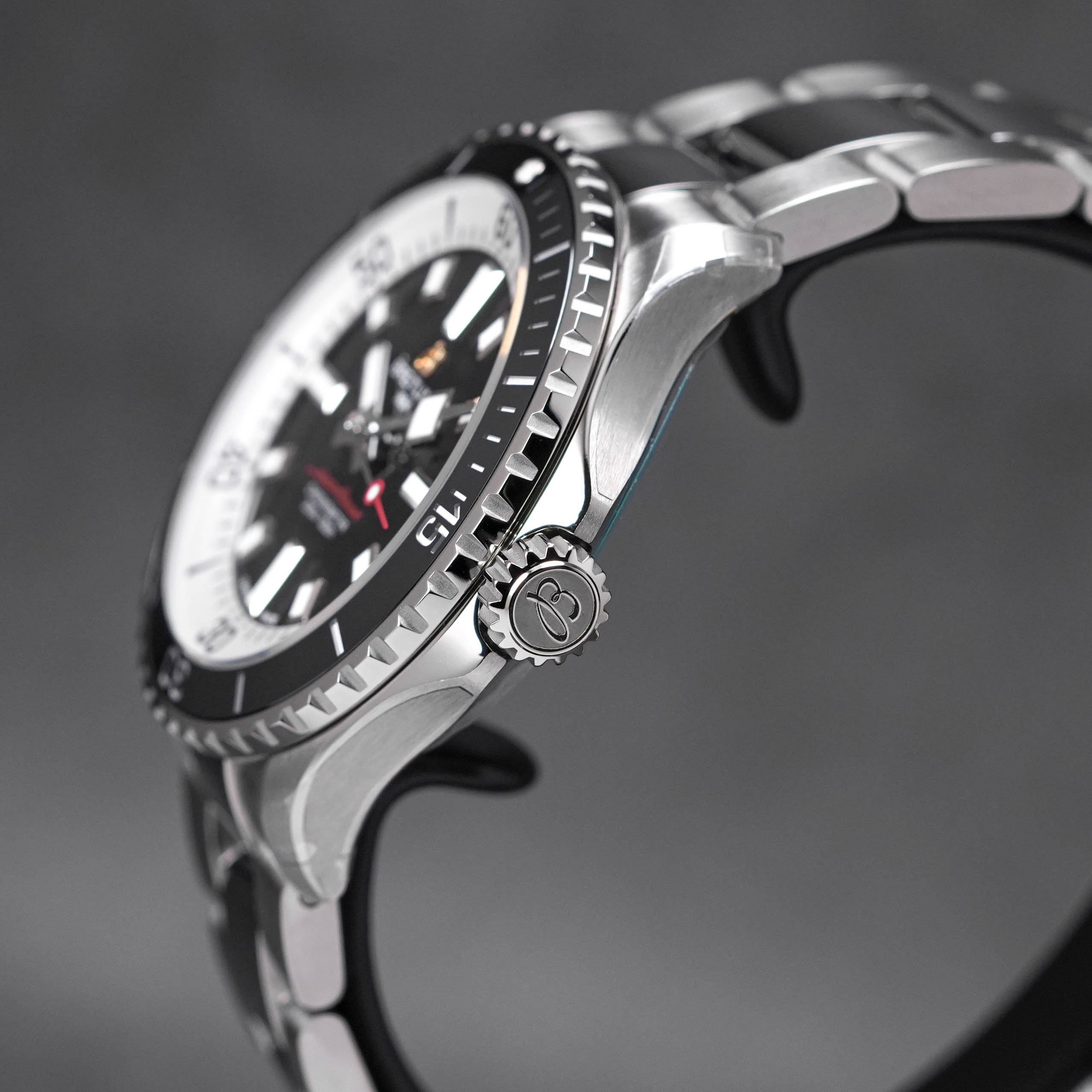 SUPEROCEAN AUTOMATIC 42MM BLACK (2023)