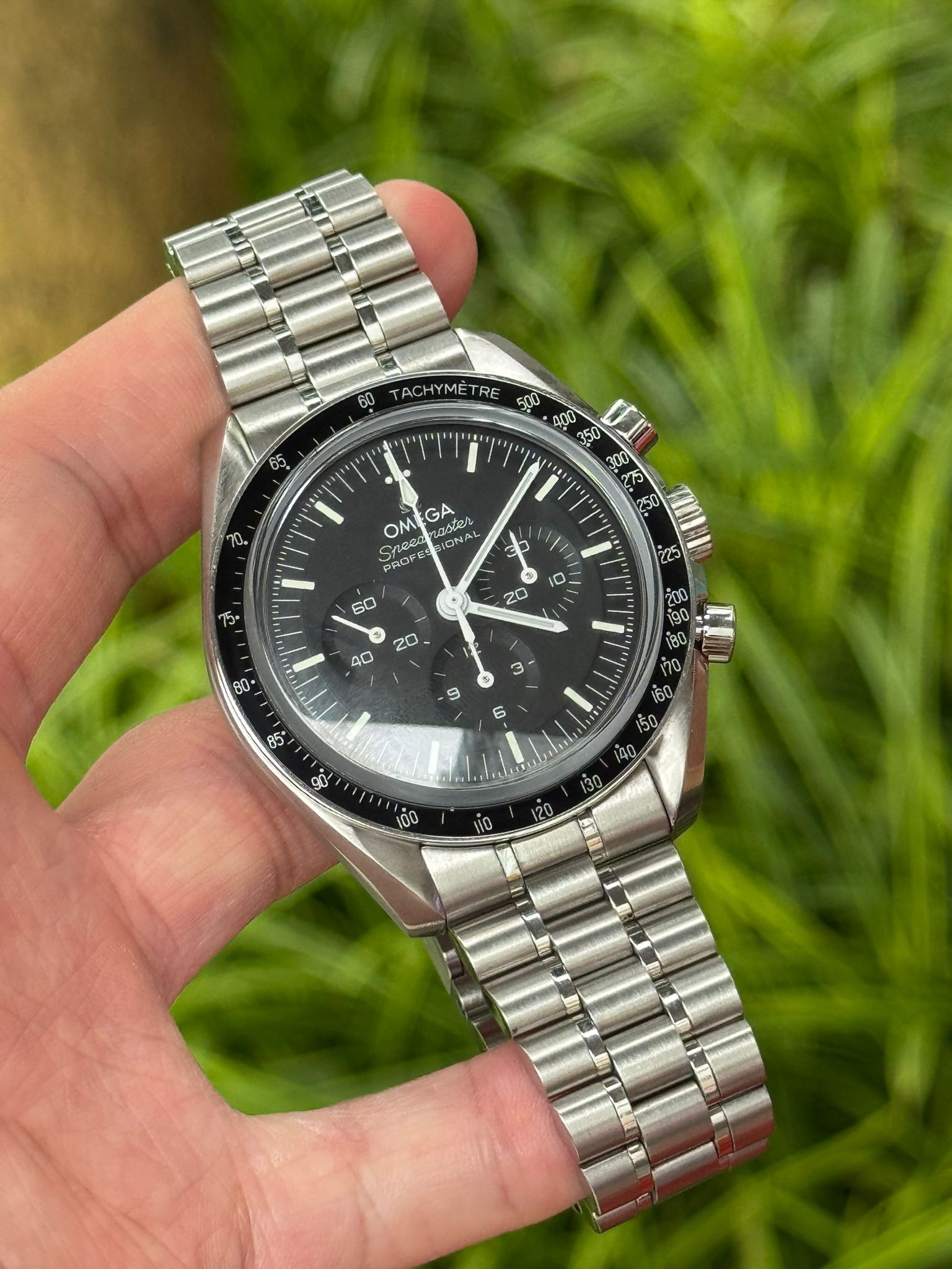 OMEGA SPEEDMASTER MOONWATCH SAPPHIRE (2025) - IDWX