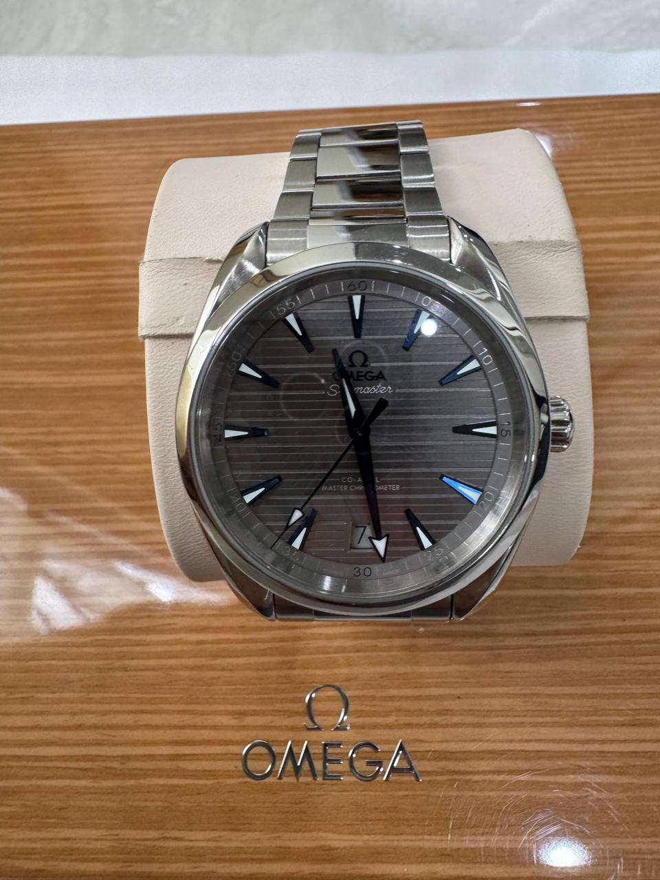 SEAMASTER AQUA TERRA 150M GREY DIAL (2019)