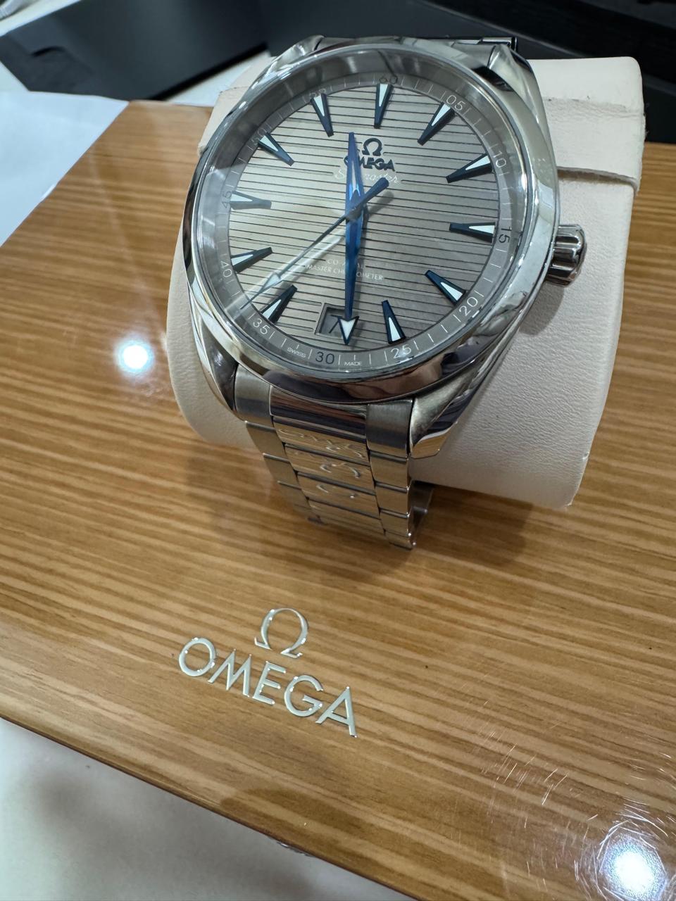 SEAMASTER AQUA TERRA 150M GREY DIAL (2019)