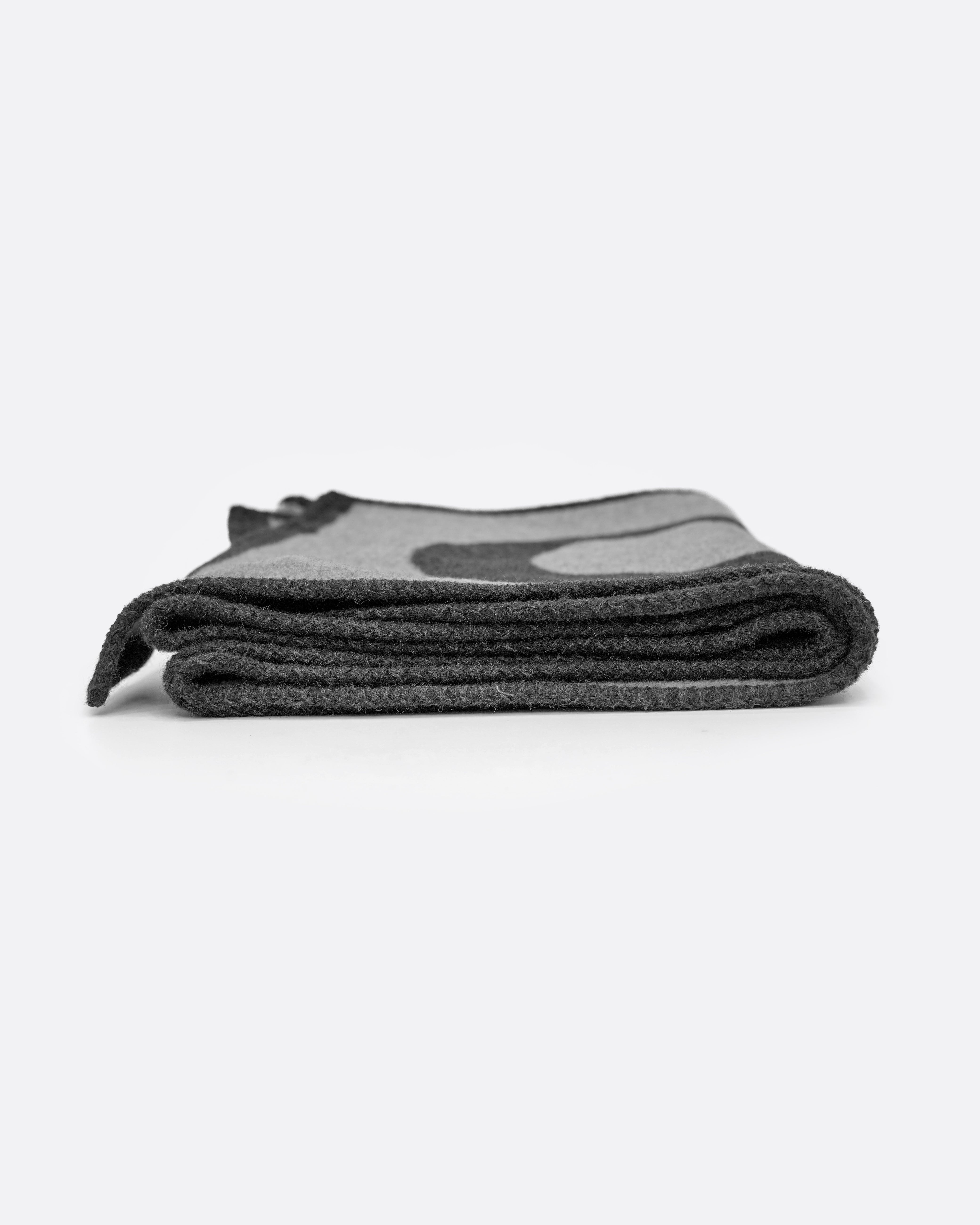LOGO SHAWL SILK × CASHMERE GRAY