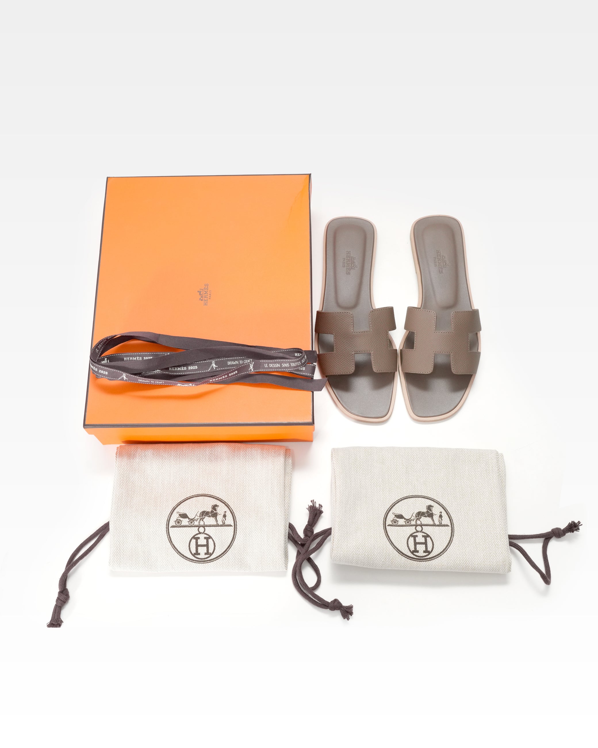 ORAN ETOUPE SANDALS