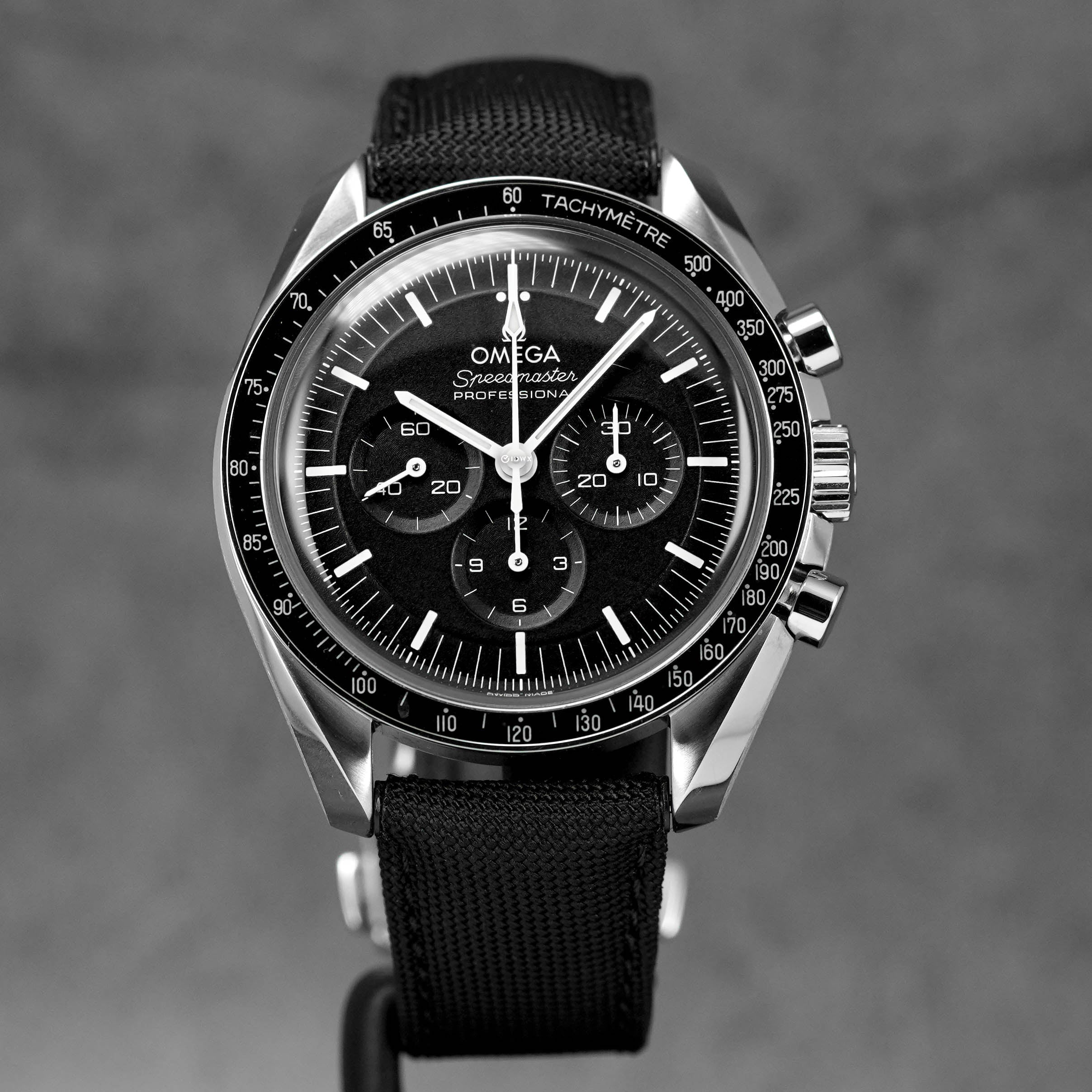 Speedmaster Hesalite Canvas Strap