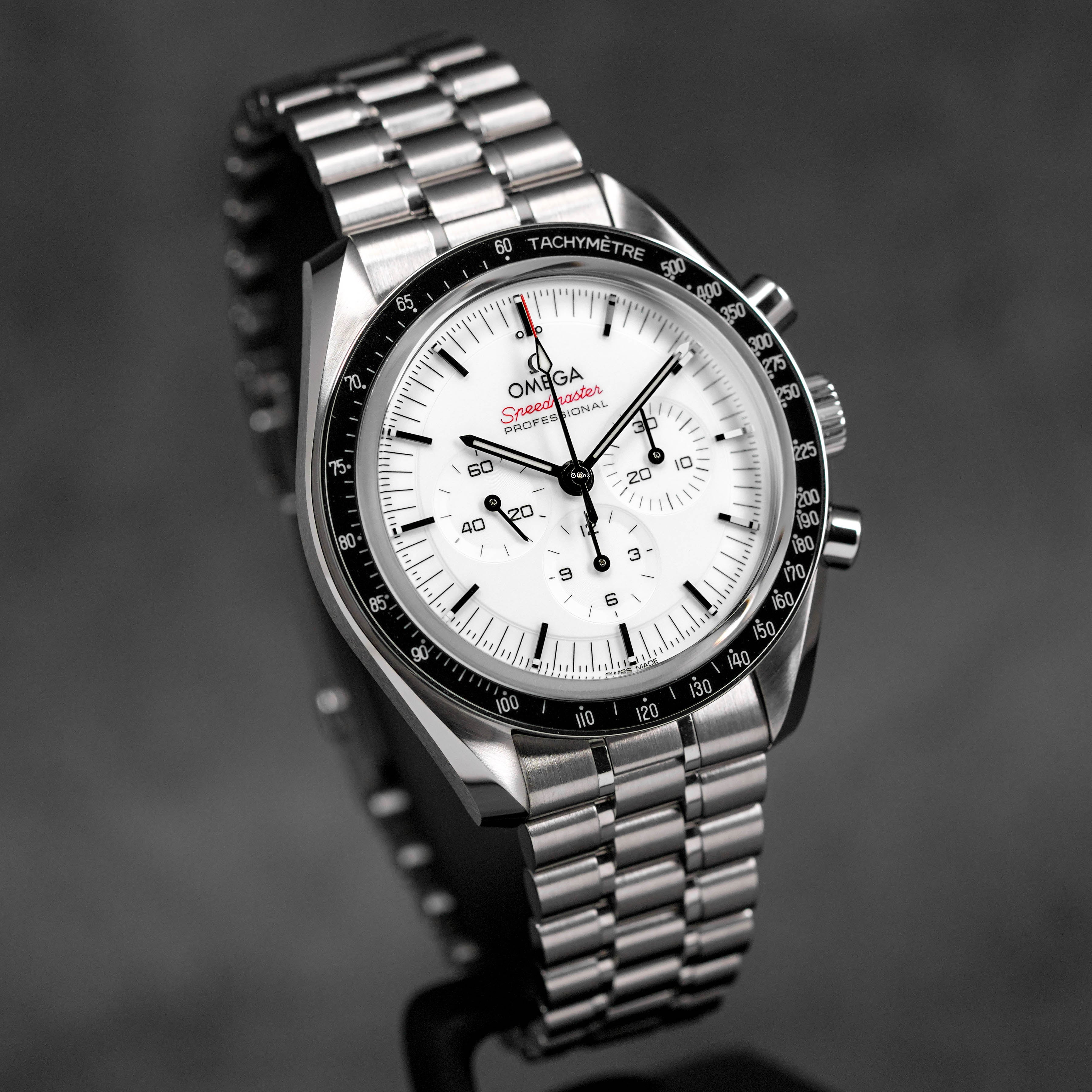 Speedmaster Shapphire White