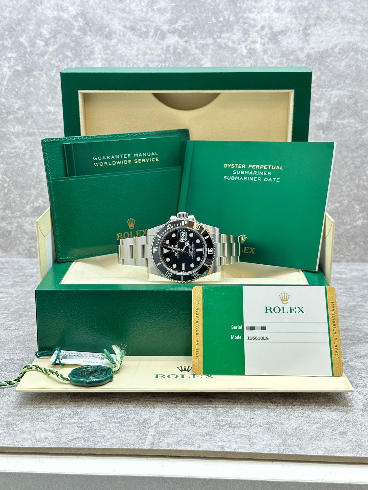 SUBMARINER DATE 40MM (2020)