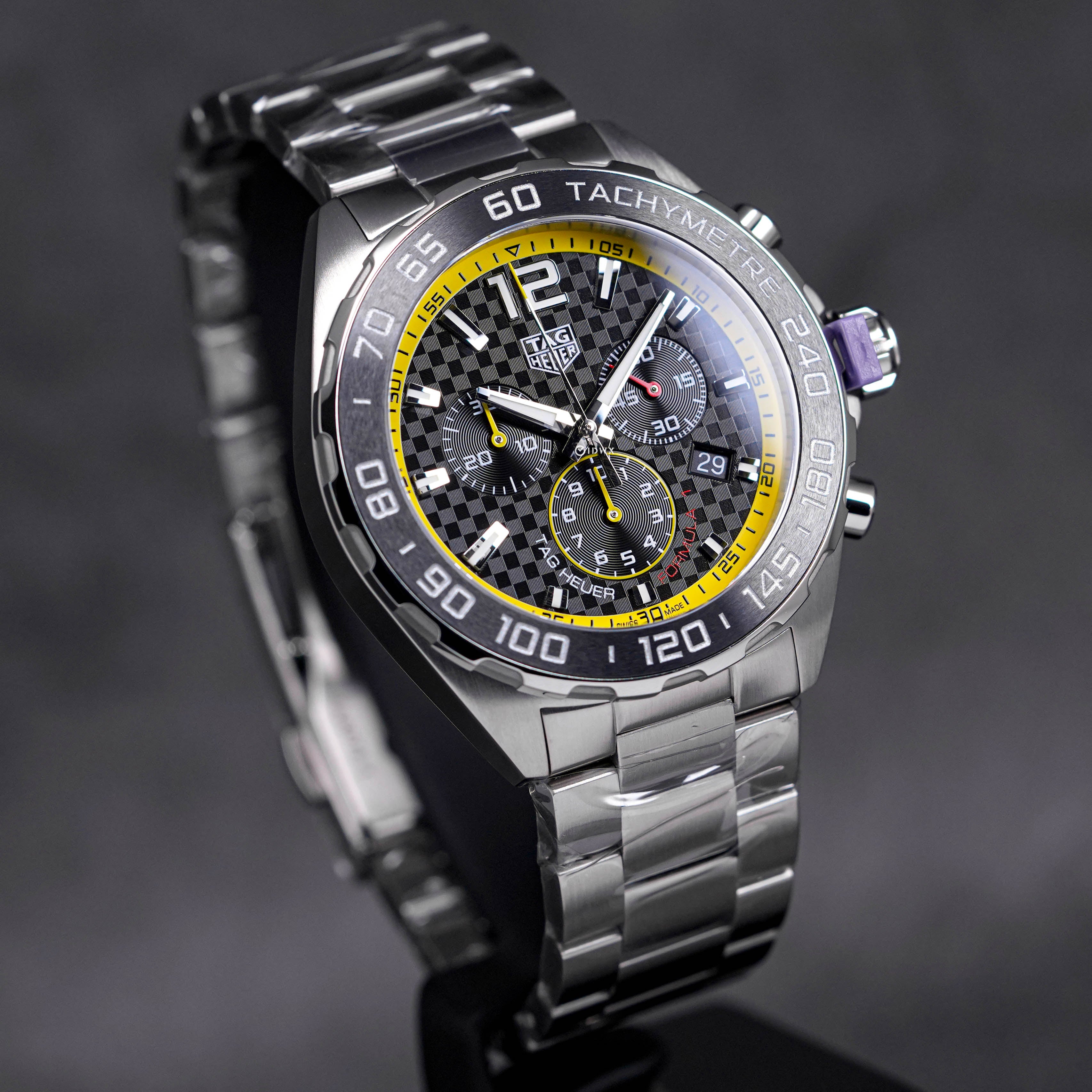 FORMULA 1 CHRONOGRAPH BLACK DIAL QUARTZ (2023)