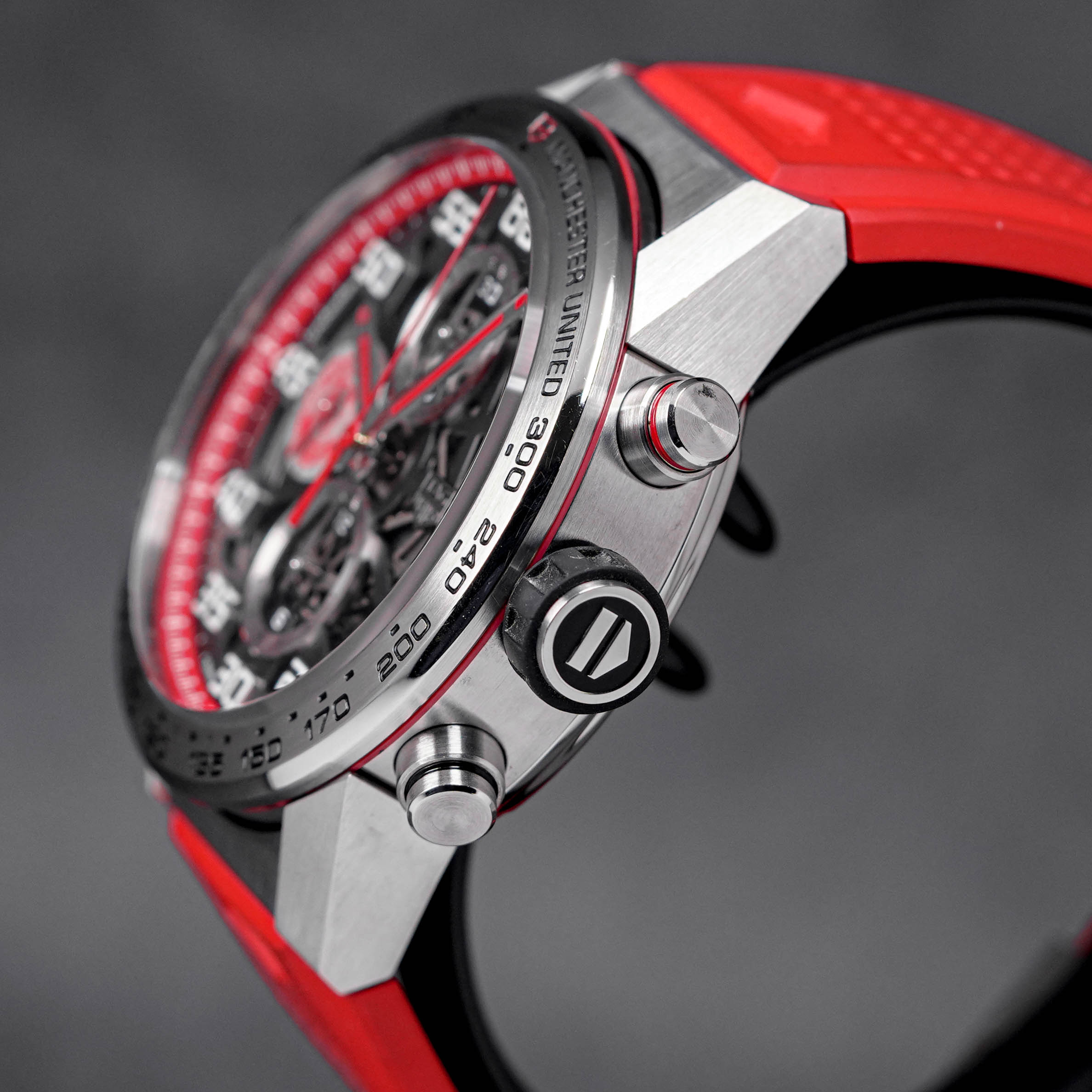 CARRERA HEUER 01 CHRONOGRAPH MANCHESTER UNITED SPECIAL EDITIONS (2019)