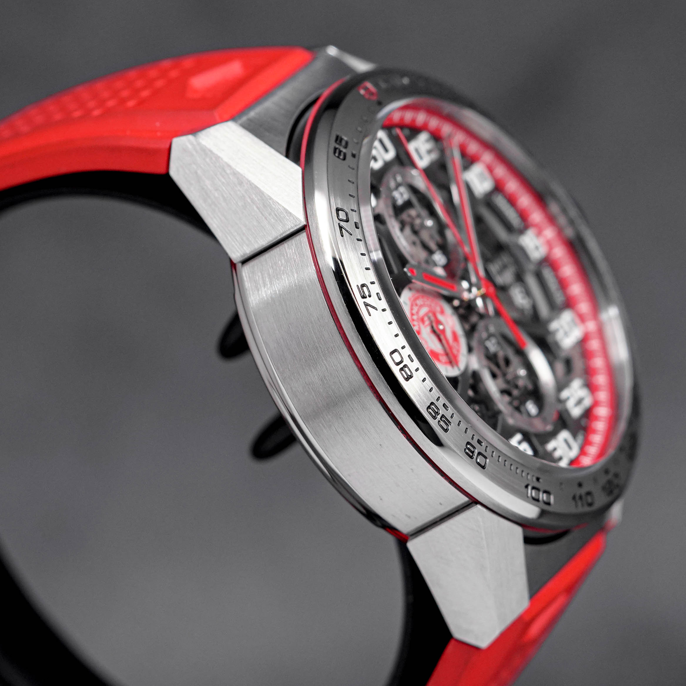 CARRERA HEUER 01 CHRONOGRAPH MANCHESTER UNITED SPECIAL EDITIONS (2019)