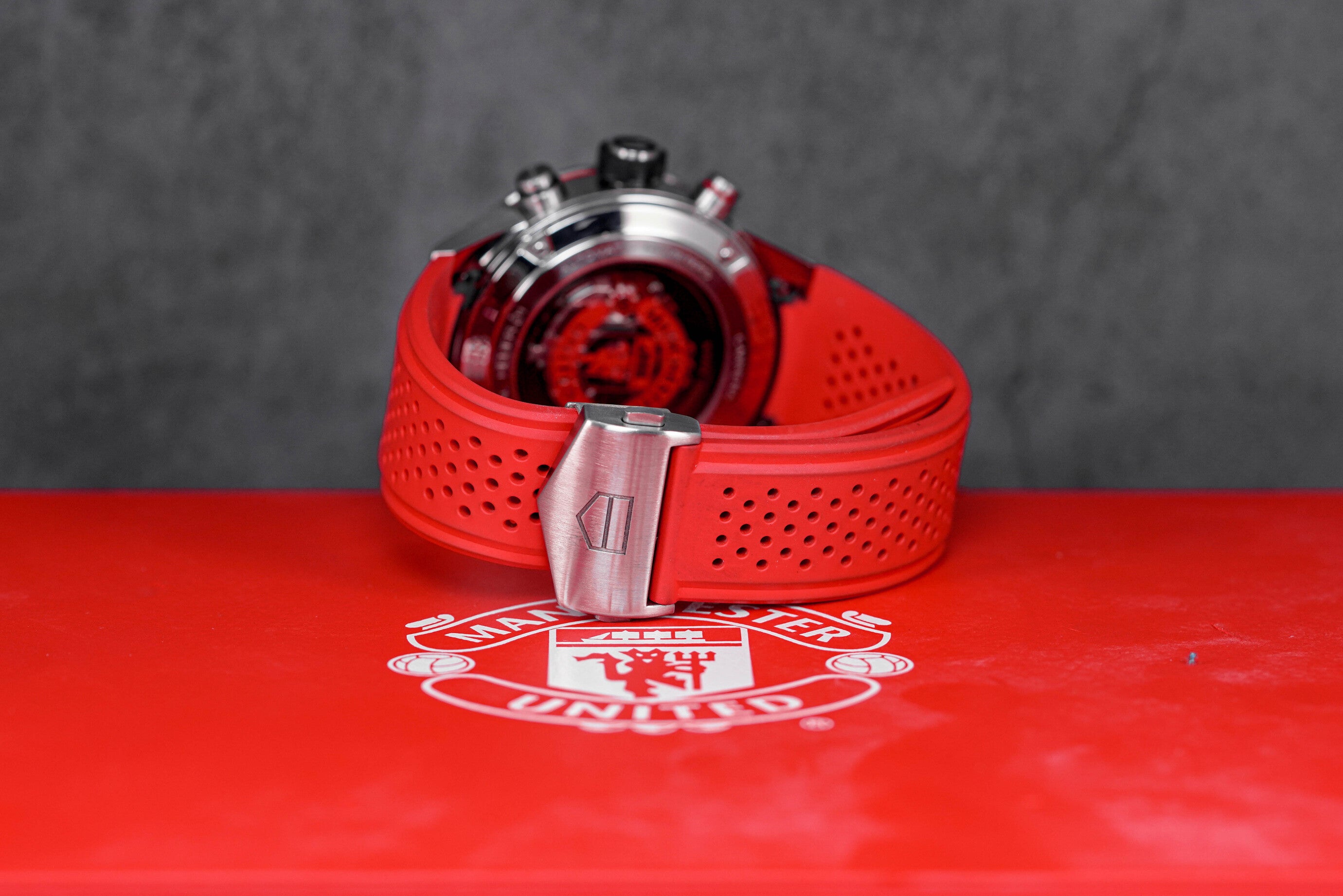 CARRERA HEUER 01 CHRONOGRAPH MANCHESTER UNITED SPECIAL EDITIONS (2019)