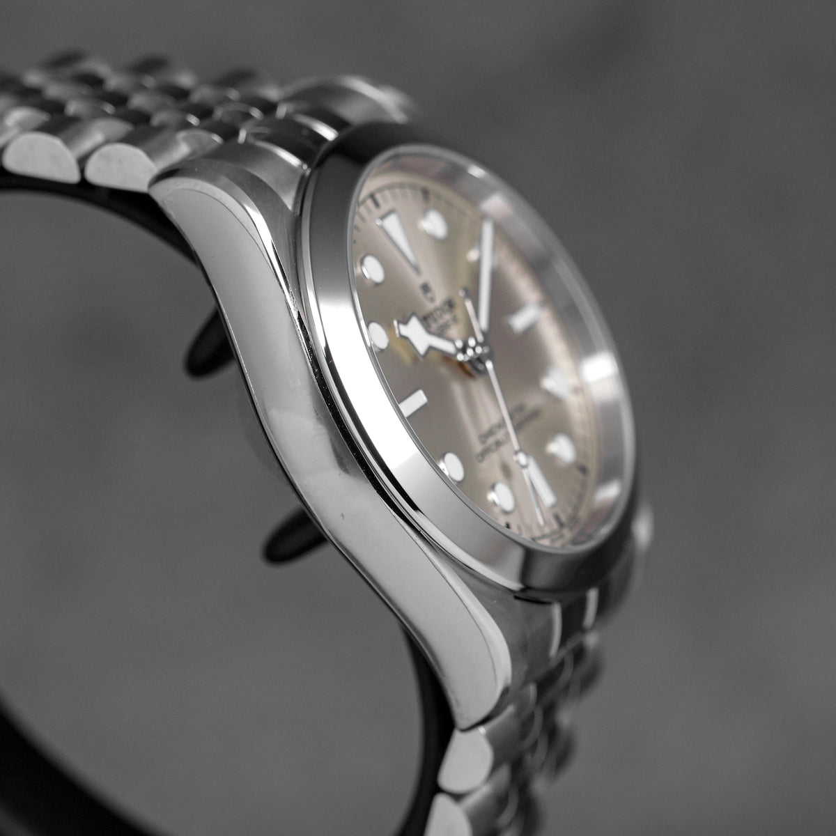 BLACK BAY ONE 39 LIGHT CHAMPAGNE DIAL (2026)