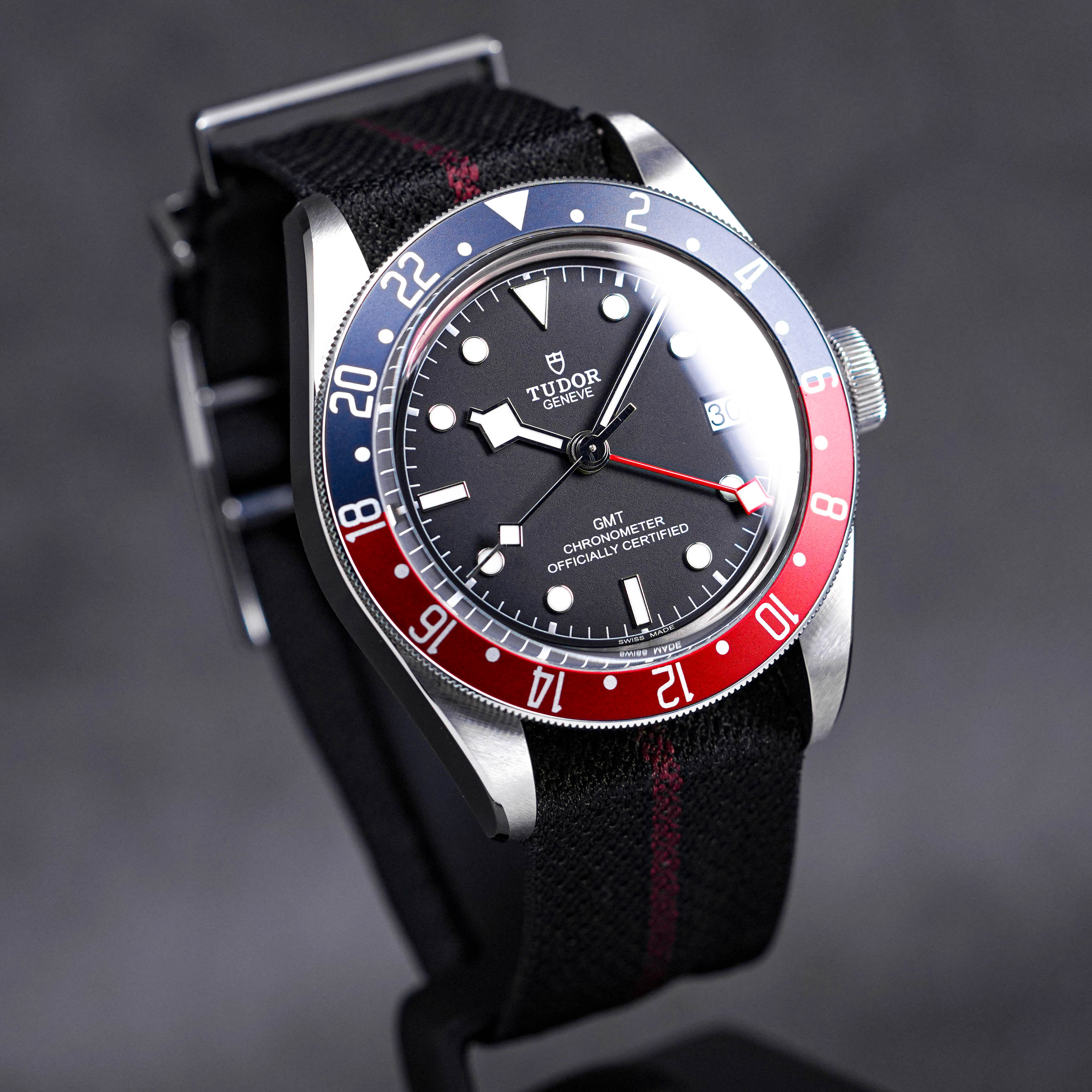 BLACK BAY 41 GMT 'PEPSI' BLACK DIAL NATO STRAP (2019)