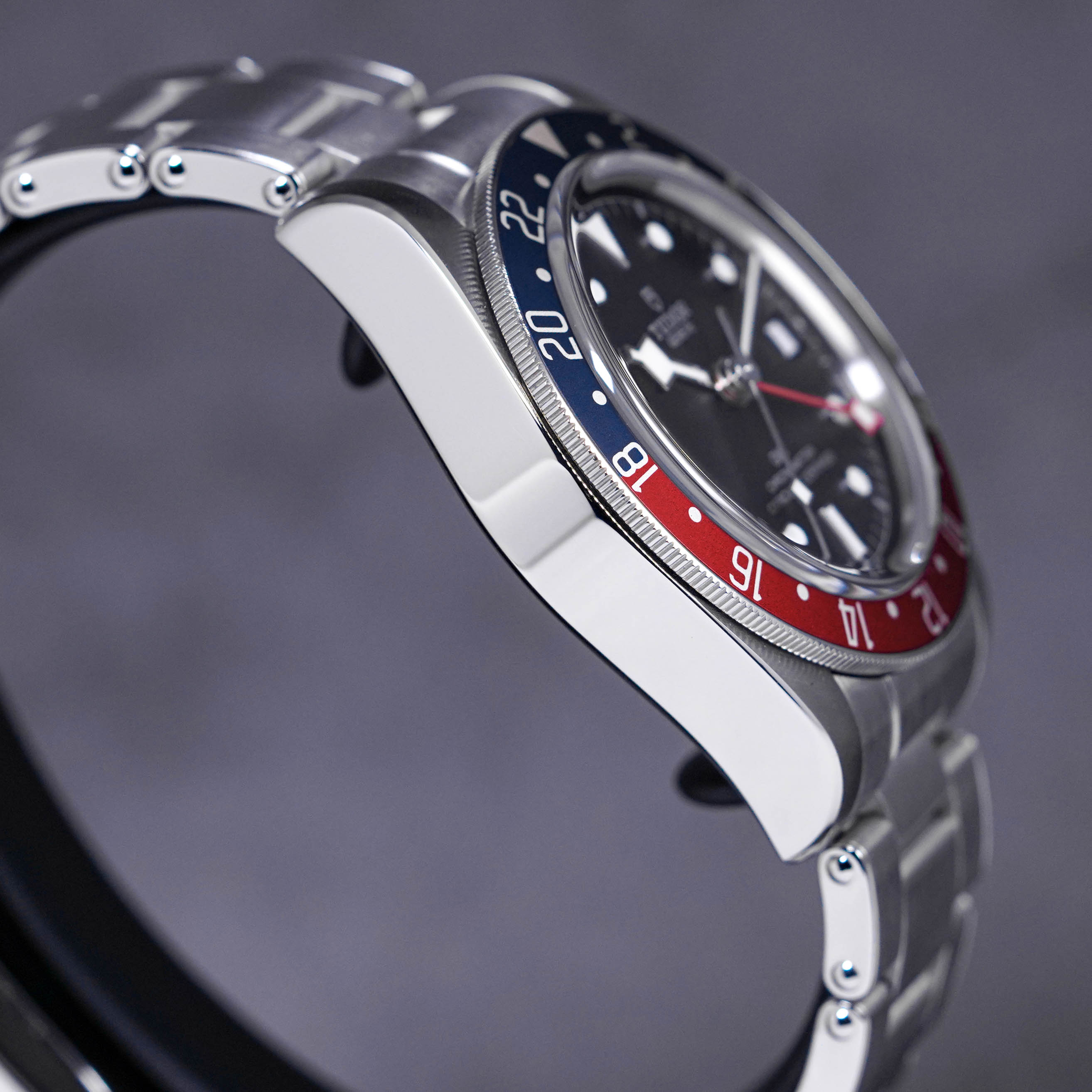 BLACK BAY 41 GMT 'PEPSI' BLACK DIAL (2021)