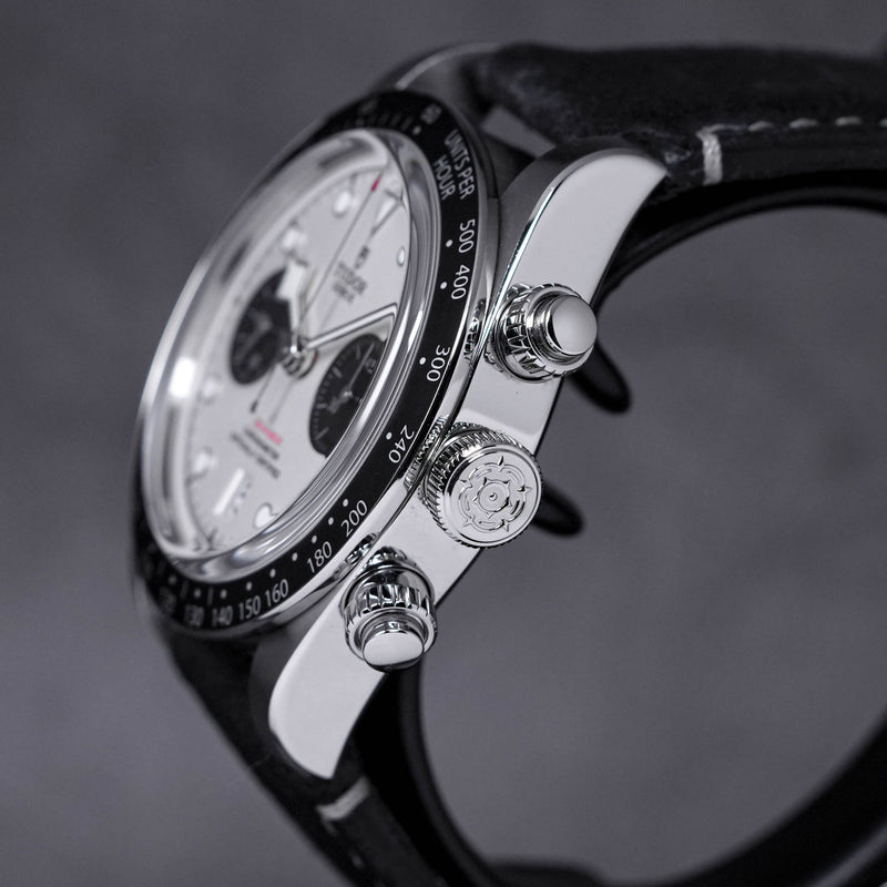 BLACKBAY CHRONO PANDA BLACK LEATHER STRAP (2022)