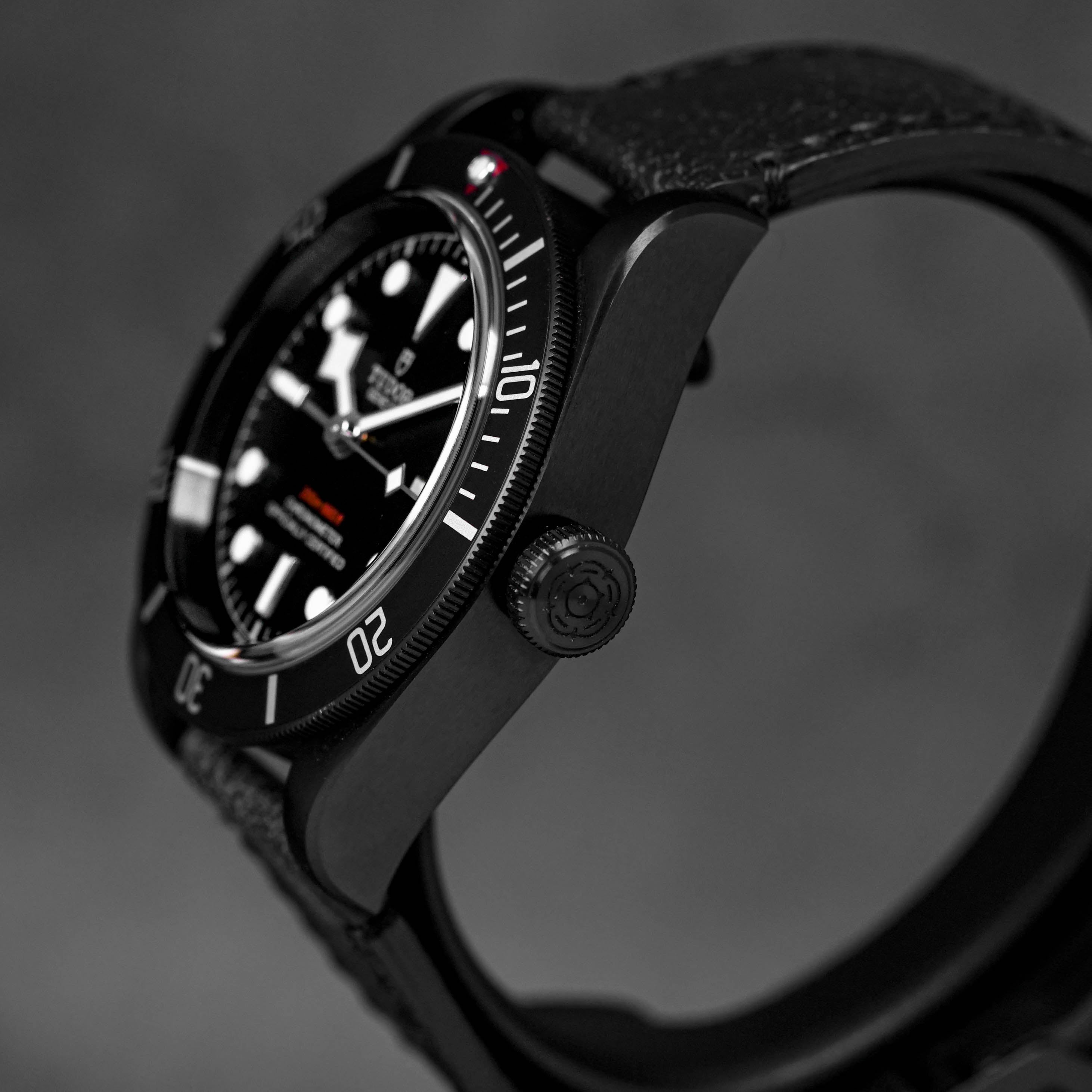 HERITAGE BLACK BAY DARK LEATHER STRAP (2023)