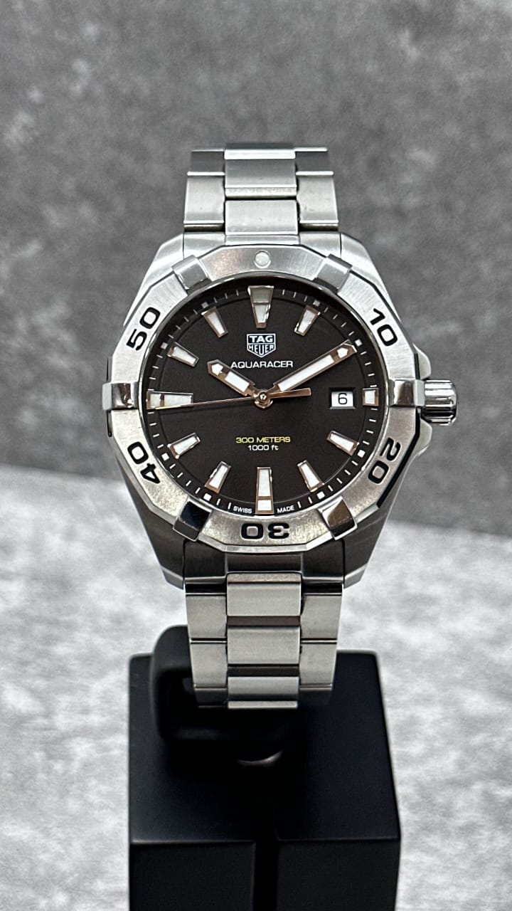 AQUARACER STEEL BLACK DIAL QUARTZ 41MM (2021)