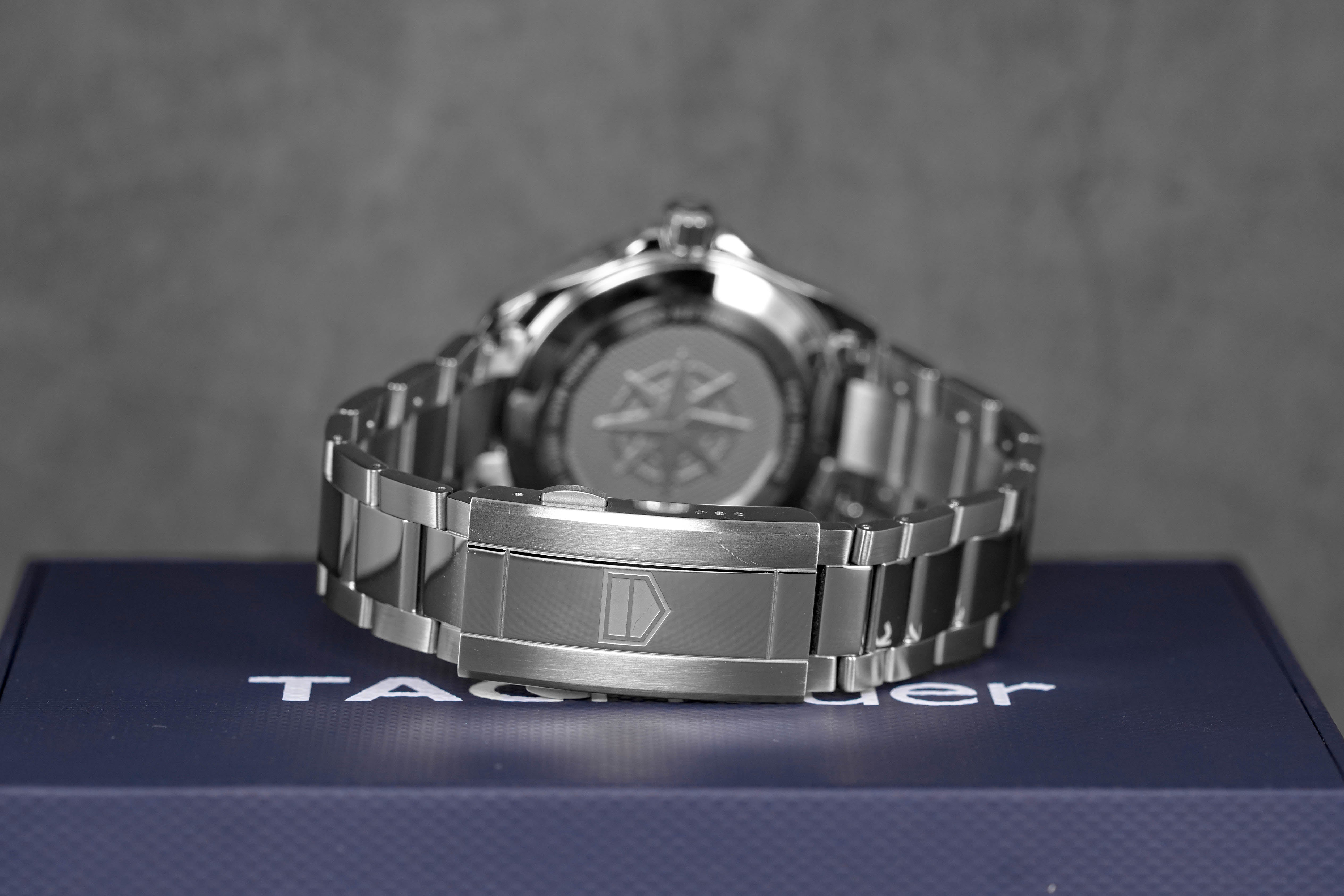 Harga Tag Heuer Aquaracer 200 Date Black