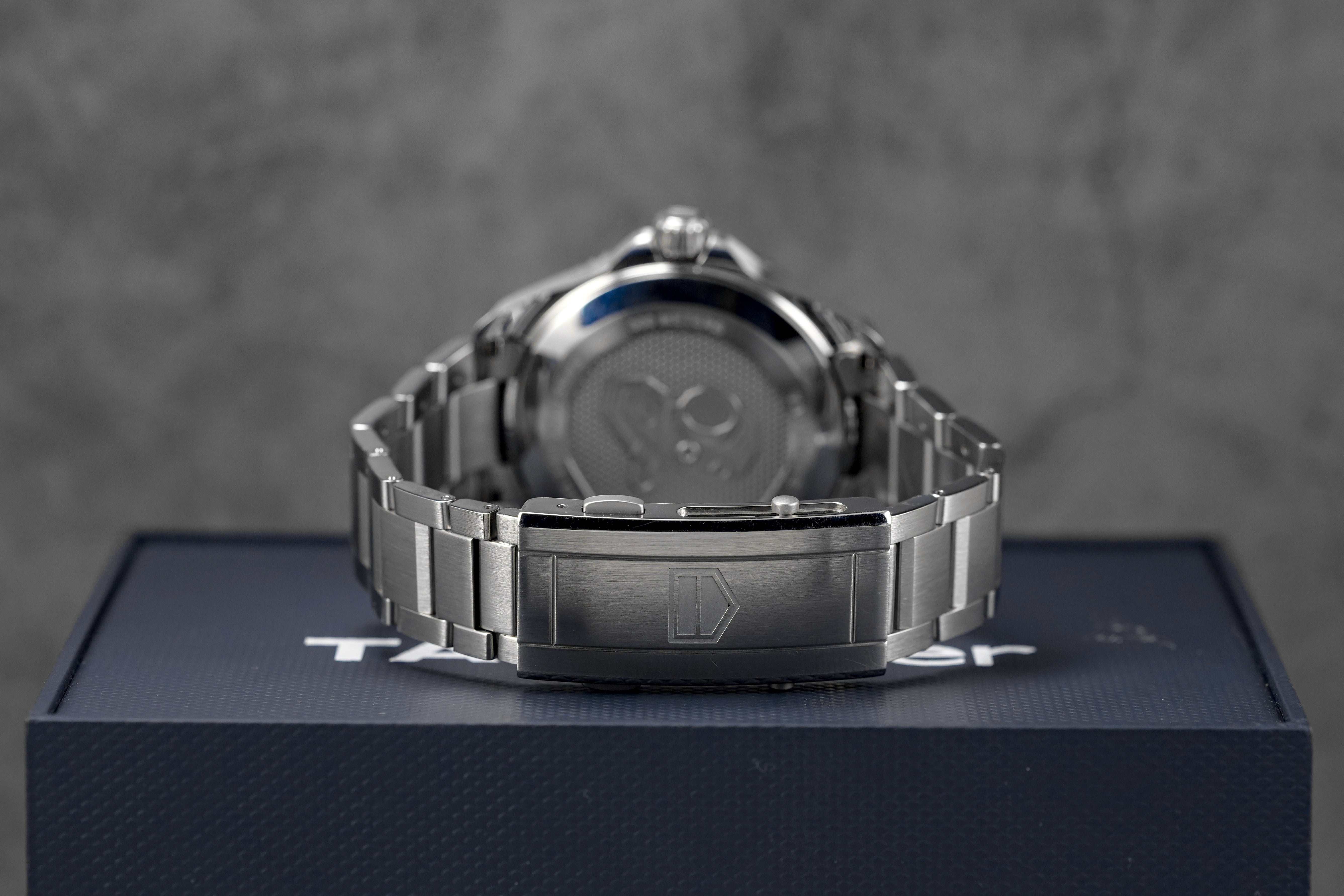 Harga Tag Heuer Aquaracer 300 Date Blue