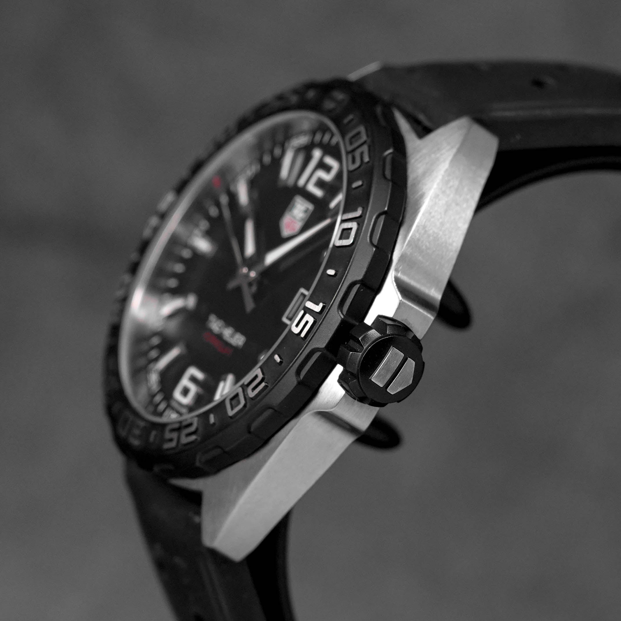 Harga Tag Heuer Formula 1 Date Quartz Black 