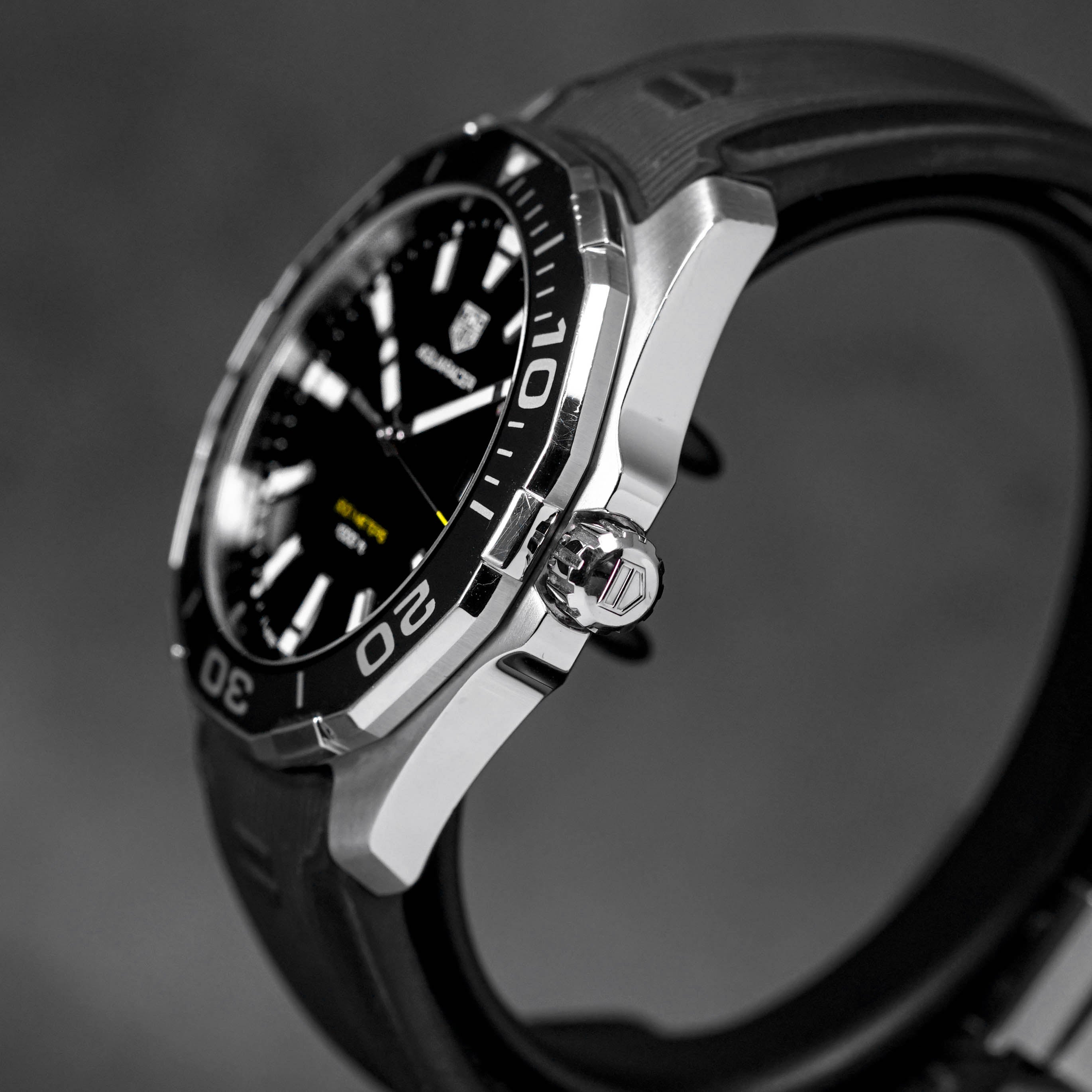 AQUARACER 300M BLACK RUBBER STRAP QUARTZ (2020)