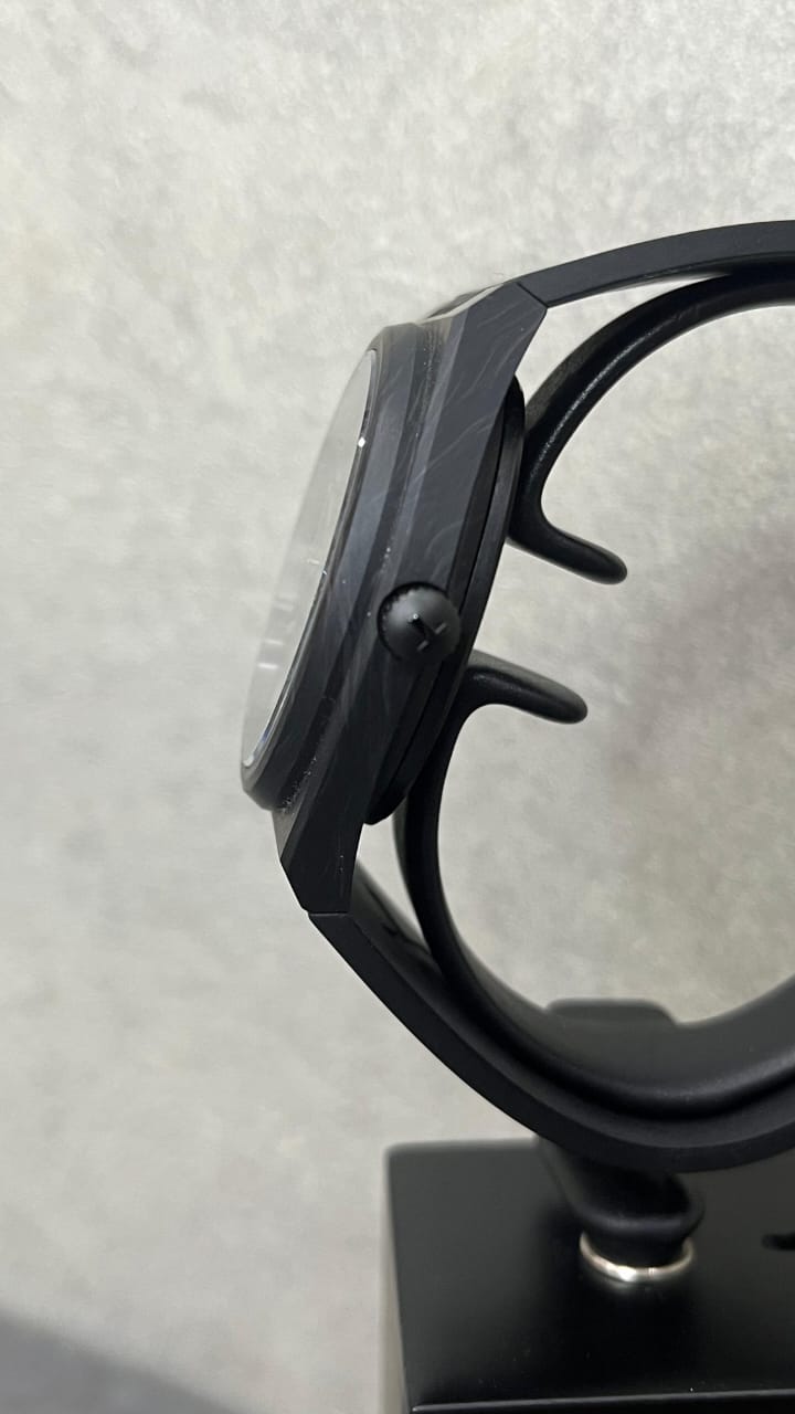 PRX POWERMATIC 80 BLACK CARBON DIAL 40MM (2025)