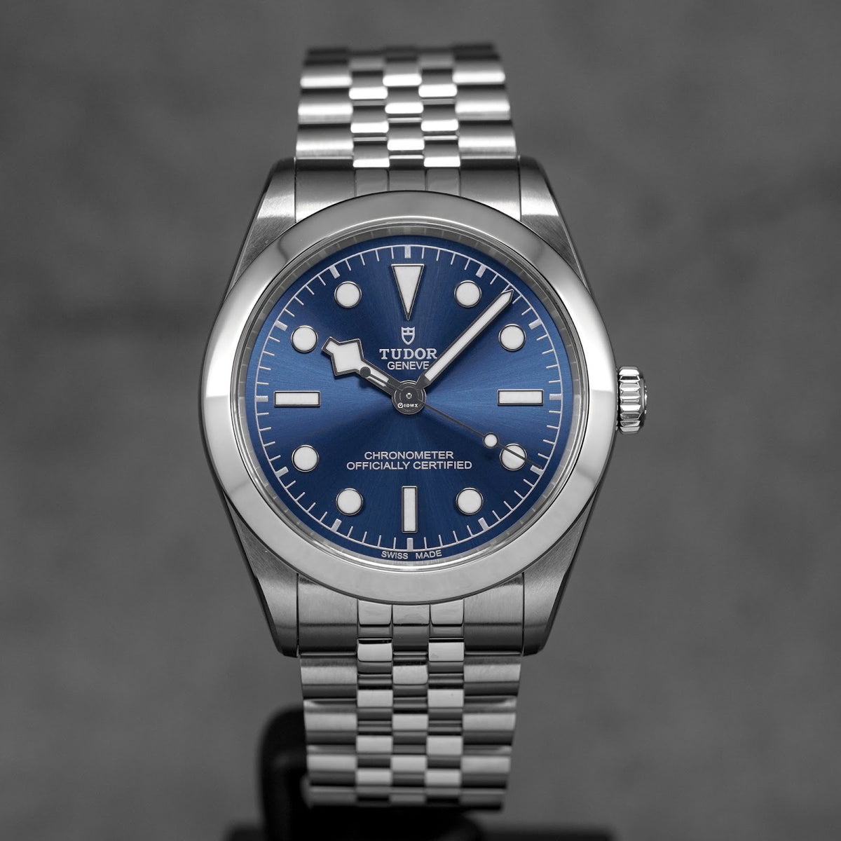 Tudor Black Bay