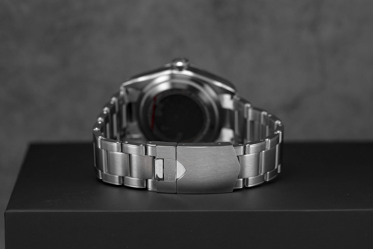 Tudor Black Bay
